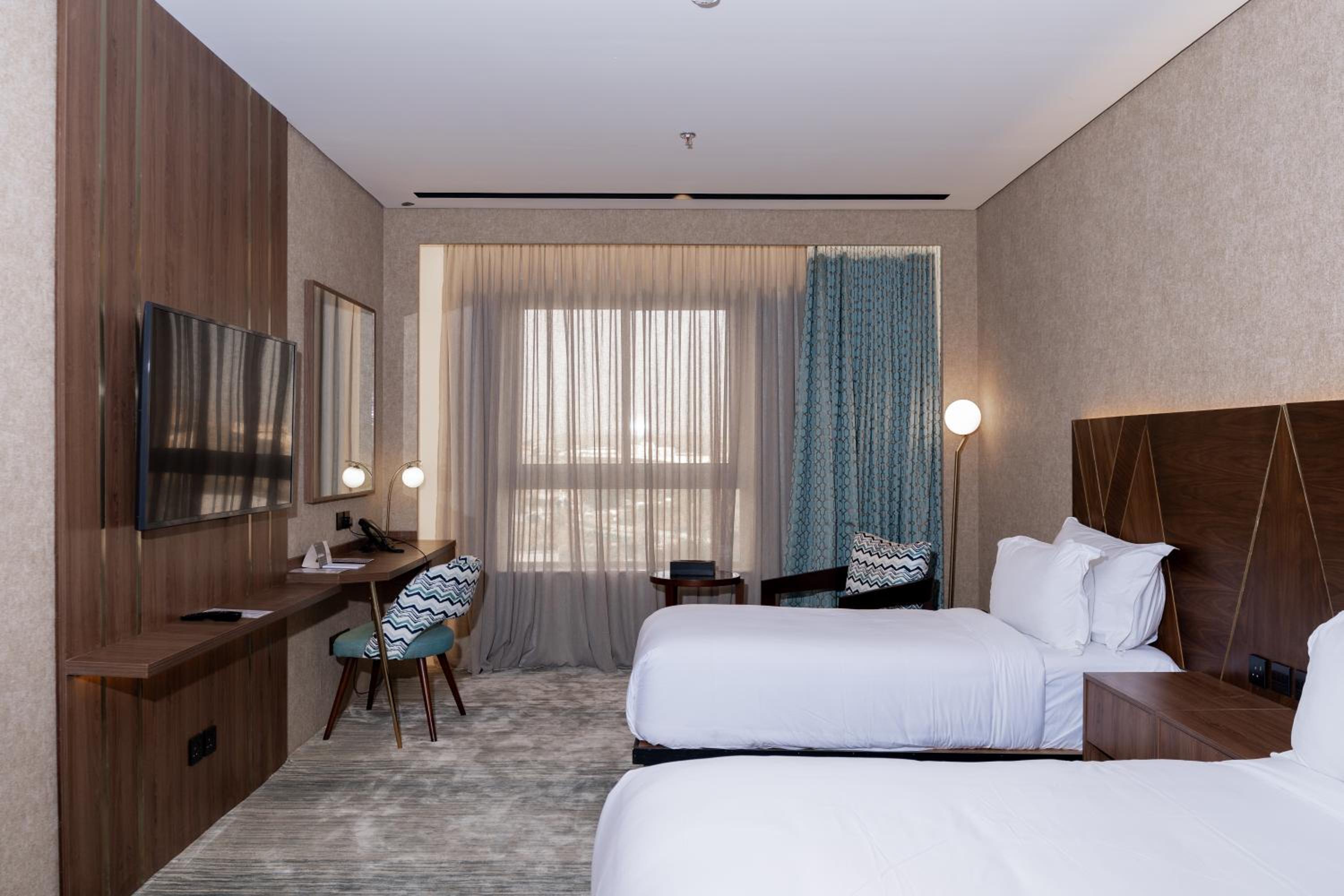 One-Bedroom Suite with City View