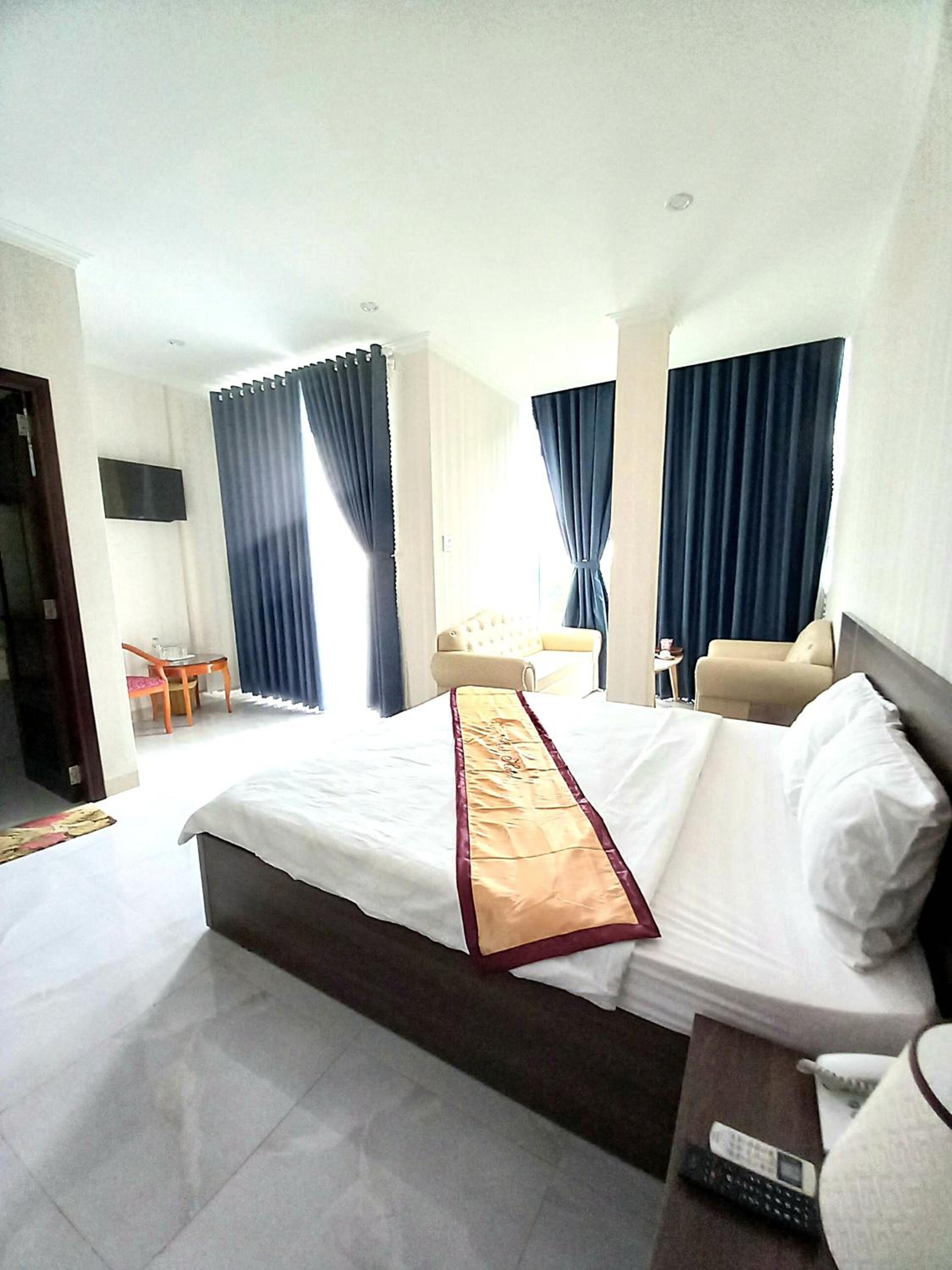 Single Room with Balcony