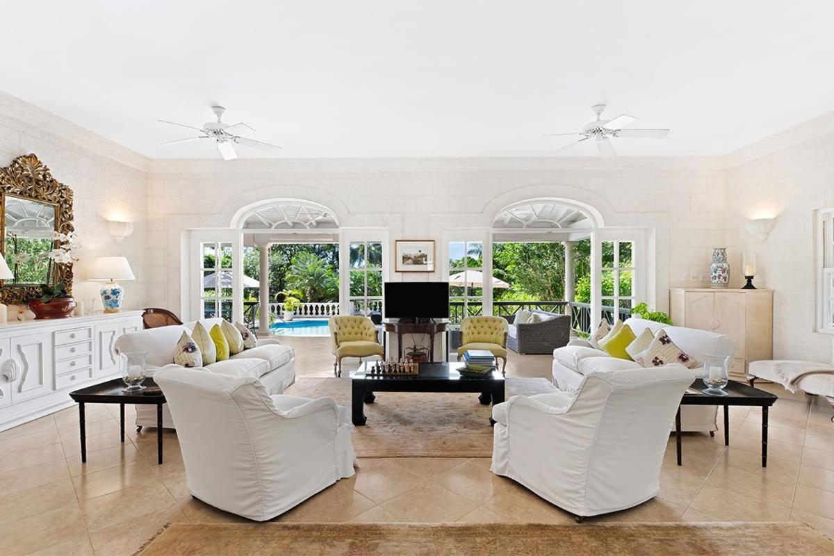 Villa with Sea View photo 1