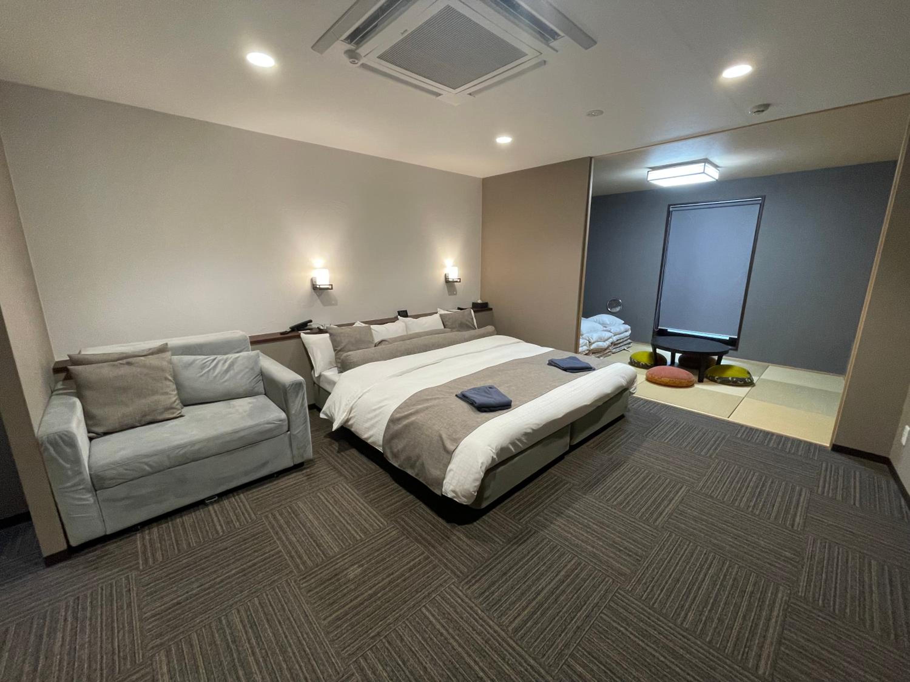 Japanese-Style Room photo 1