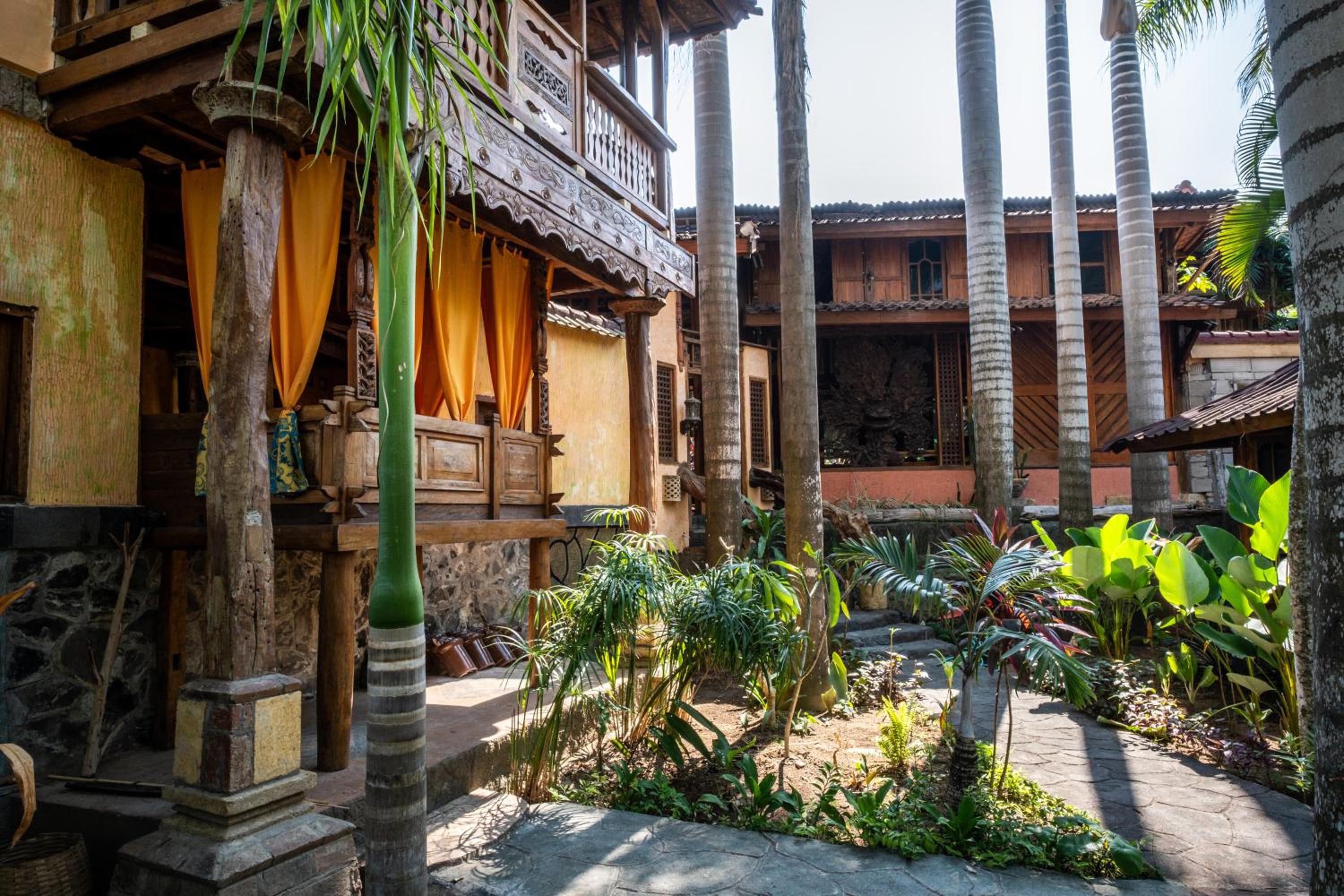 Villa With Private Pool photo 2