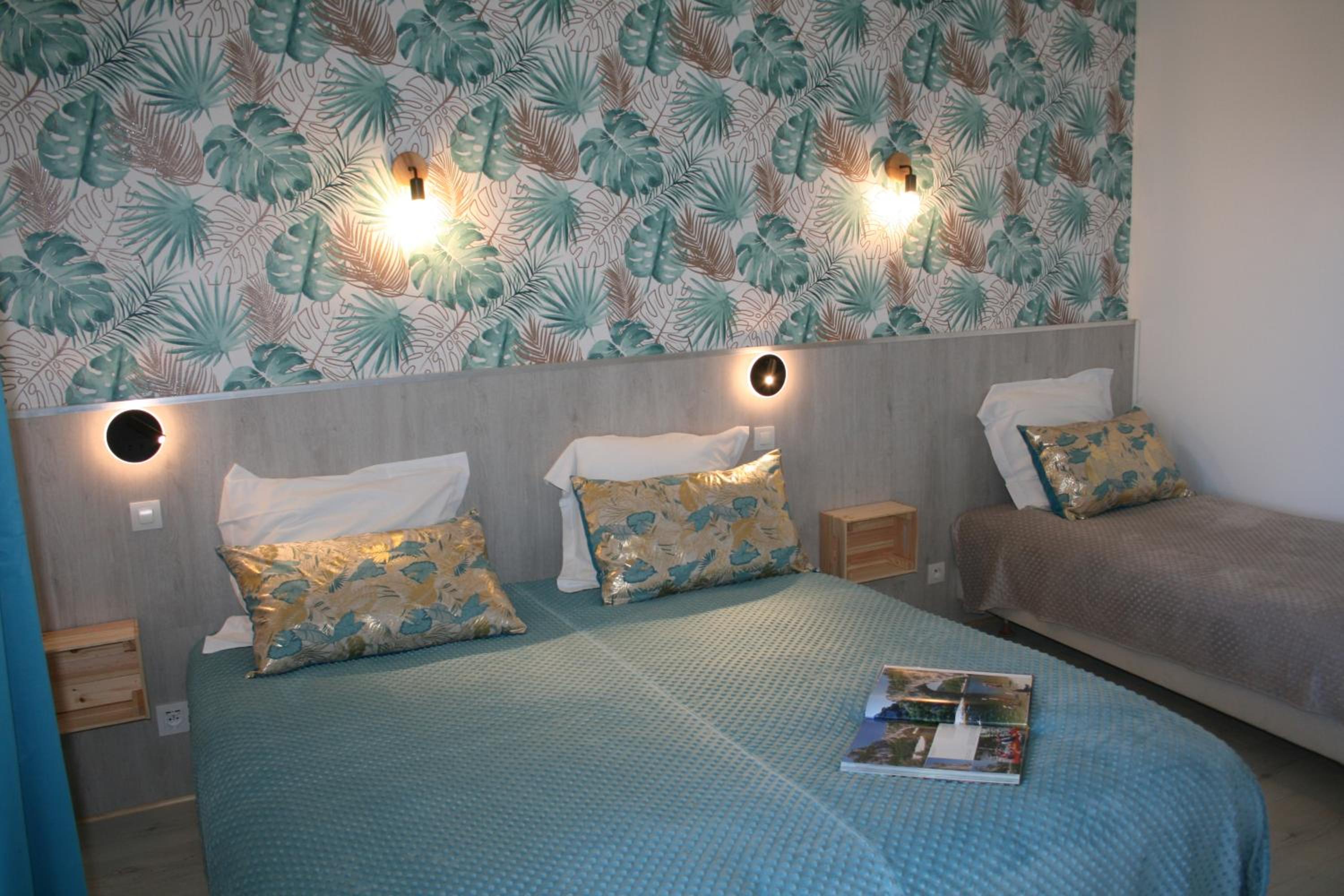 Comfort Triple Room