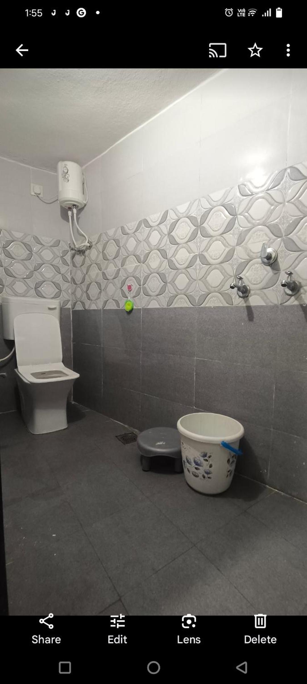Budget Double Room - Photo 37