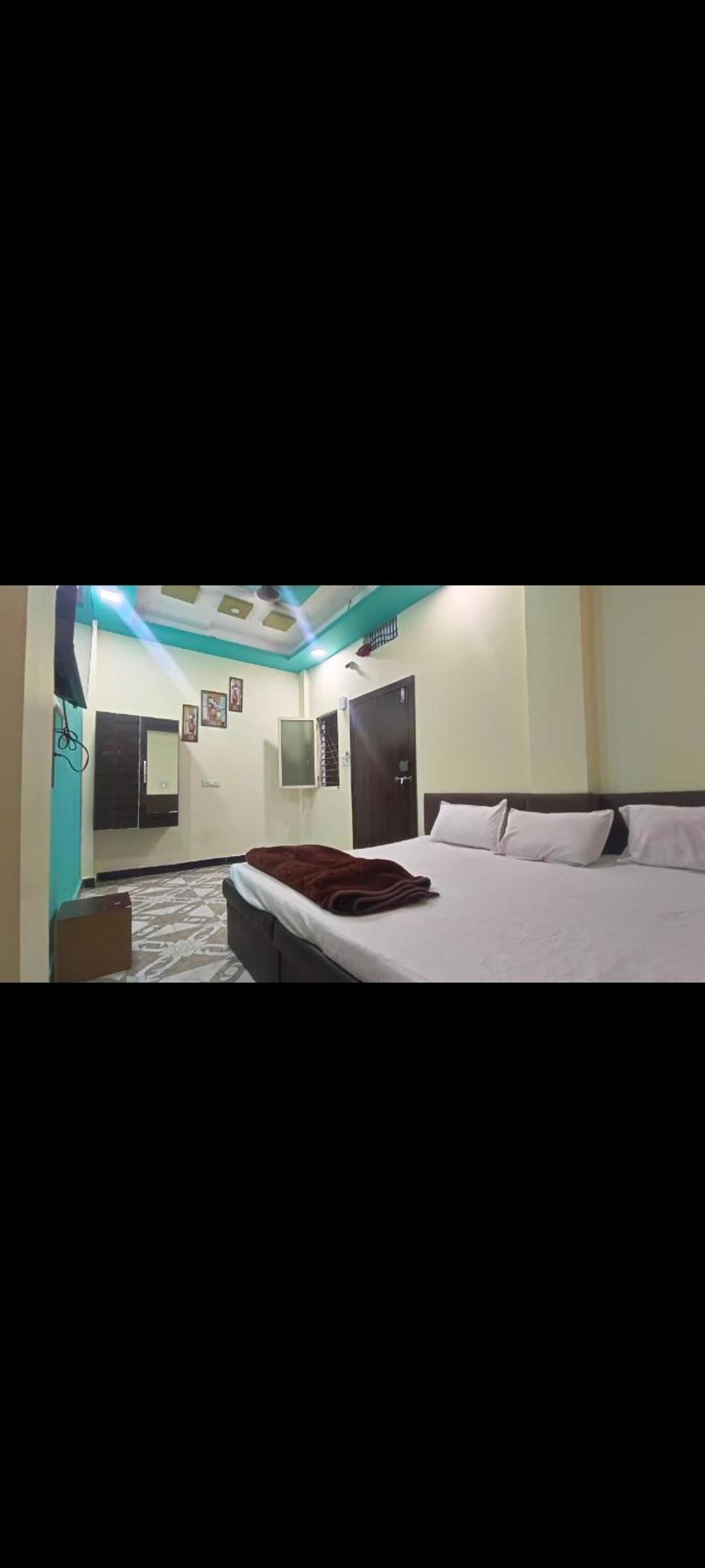 Budget Double Room - Photo 34