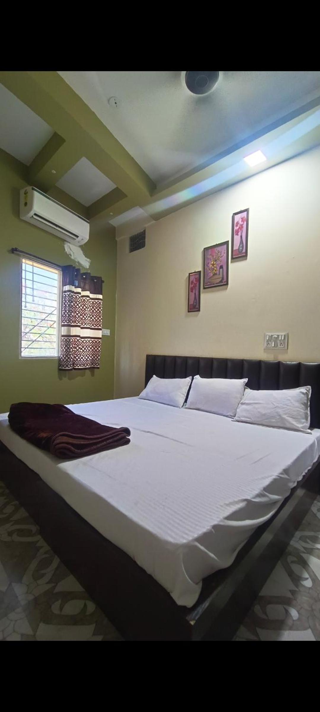 Budget Double Room - Photo 22