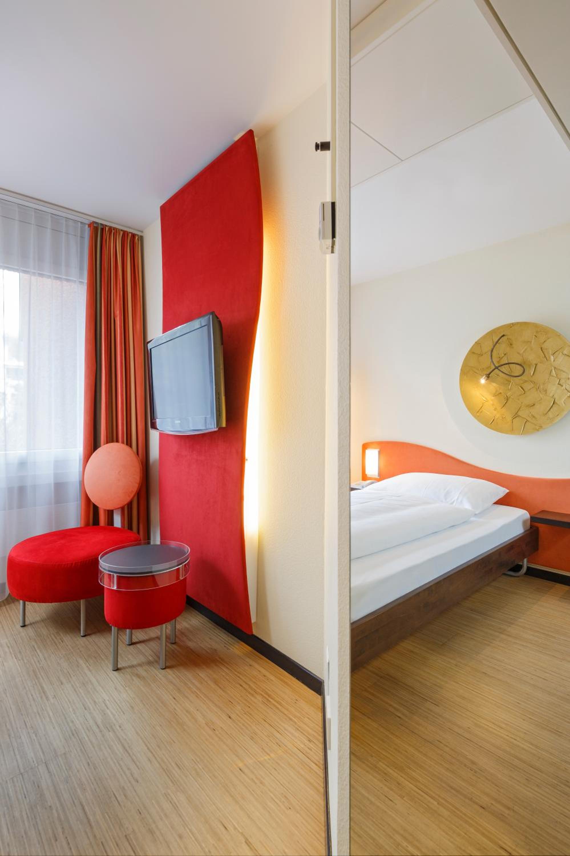 Single Room photo 3