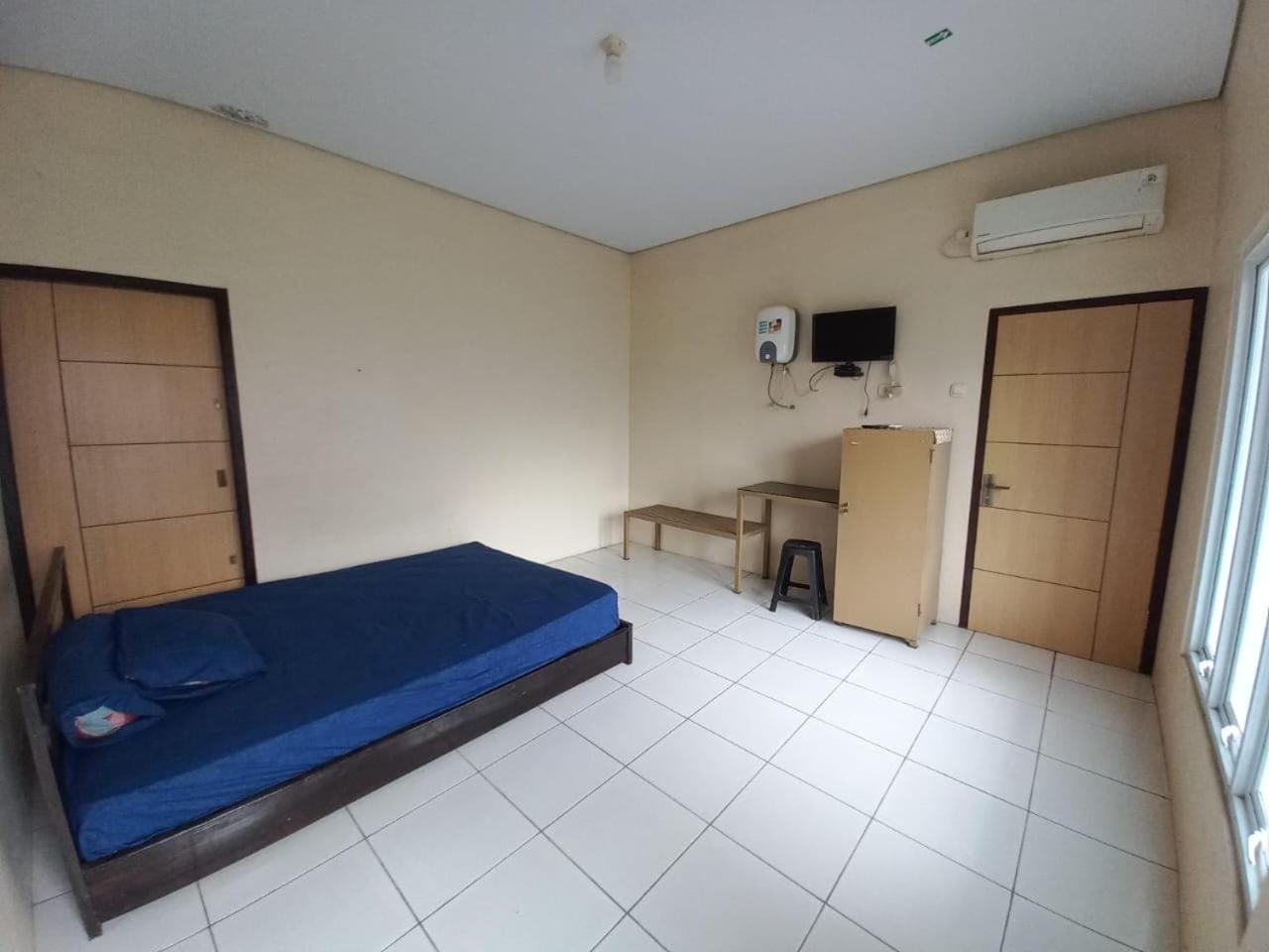 Standard Double Room photo 3