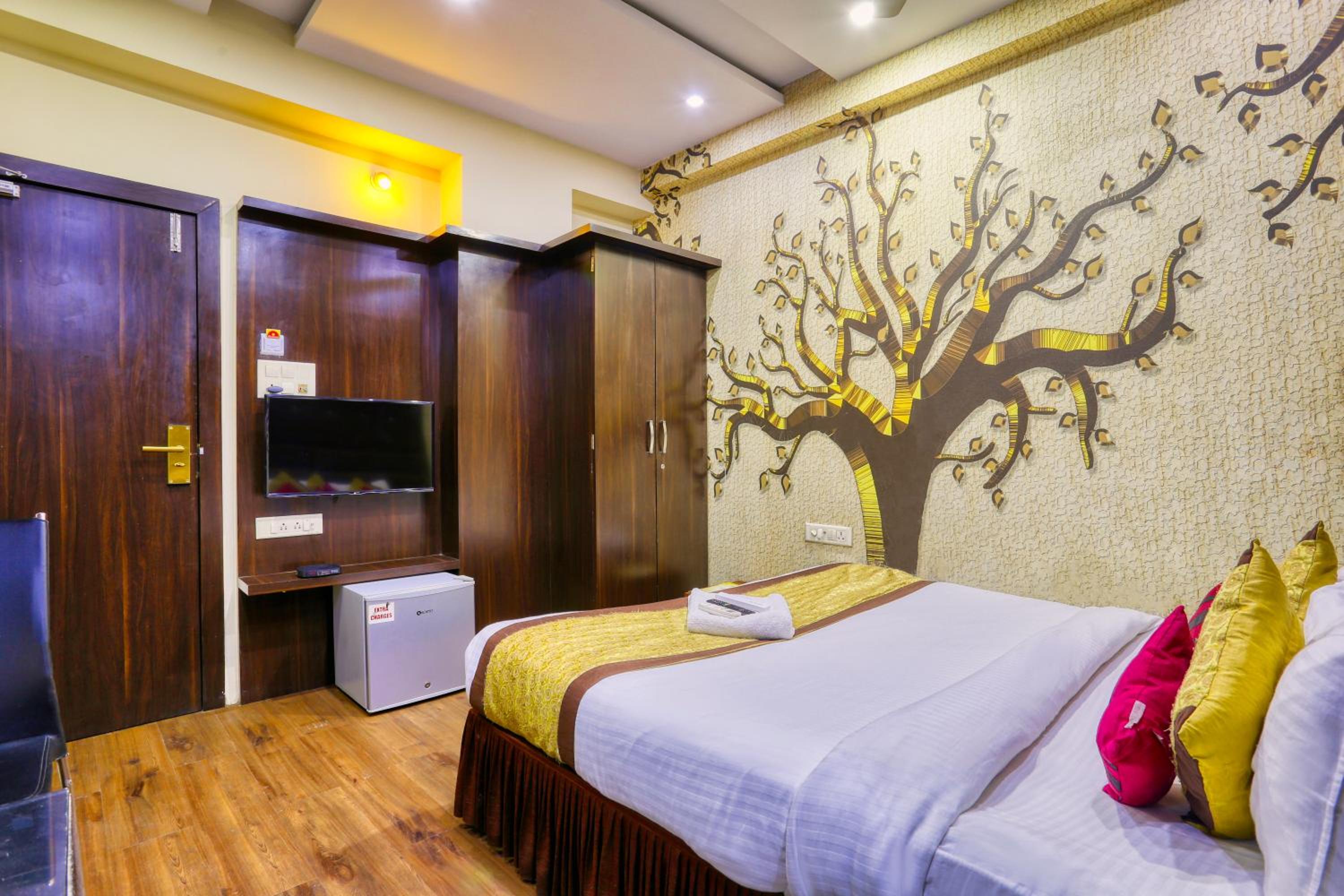 Deluxe Double or Twin Room - Photo 2