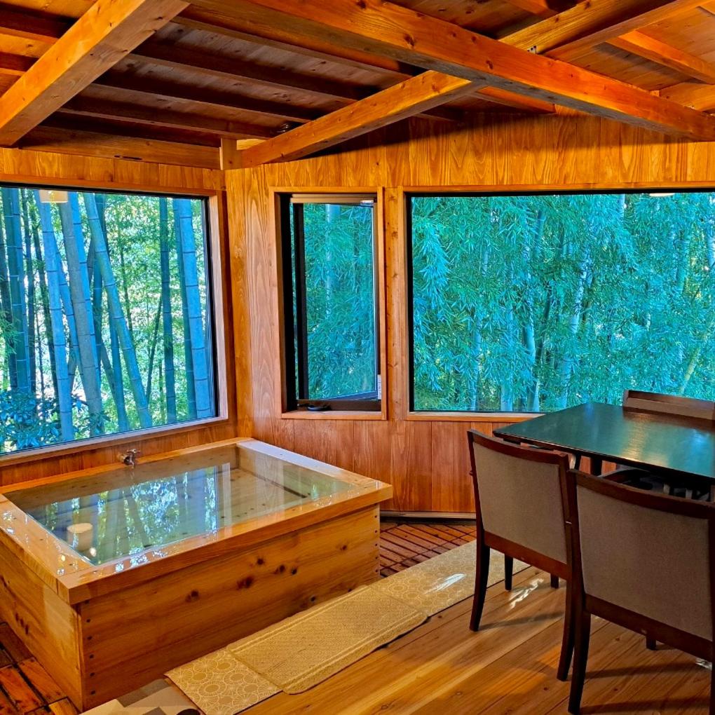 Triple Room with Private Bathroom photo 2