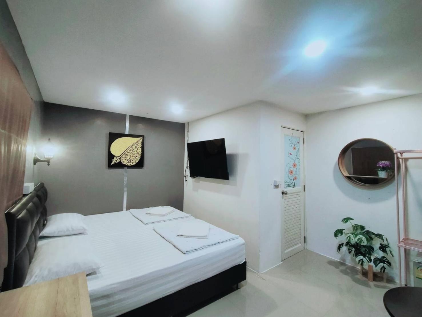 King Room with Garden View photo 2