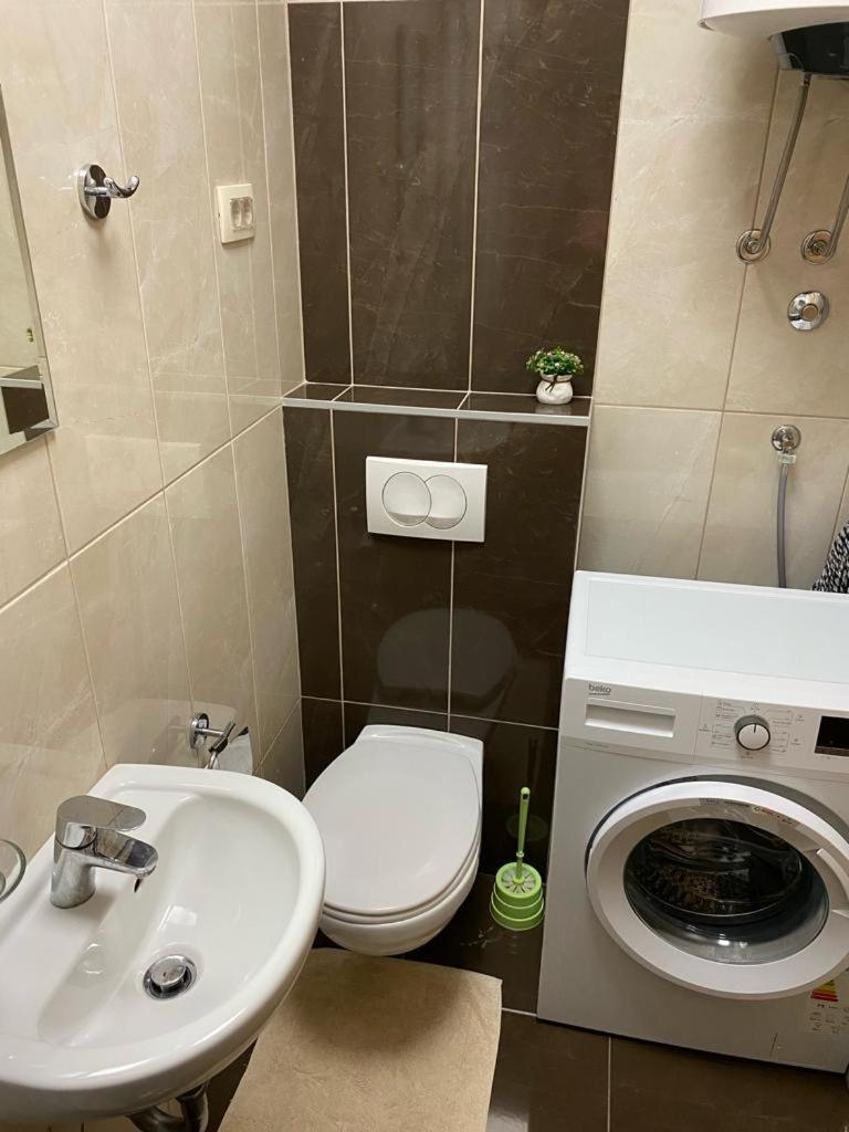 Budget Double Room photo 2