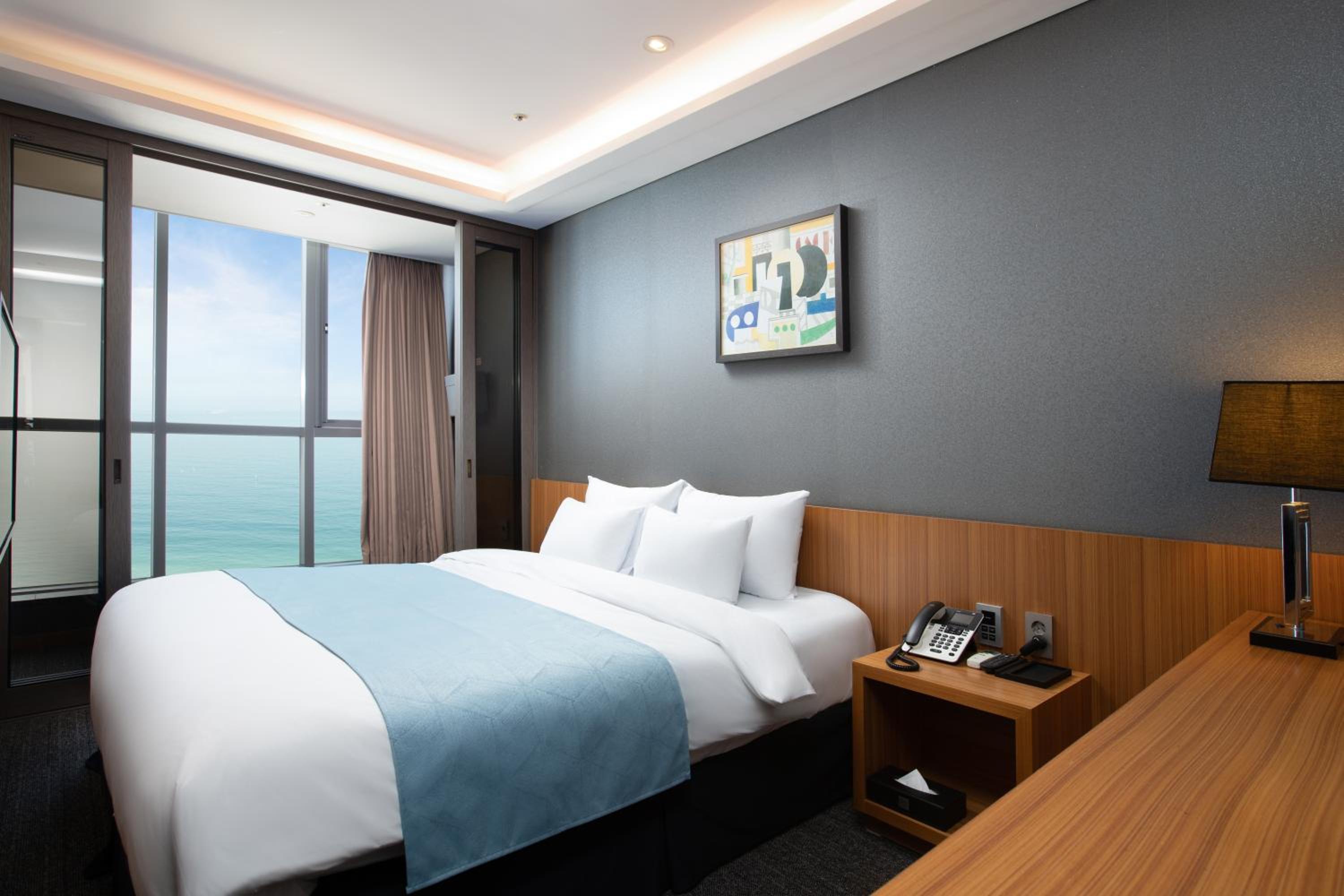Suite with Sea View photo 3