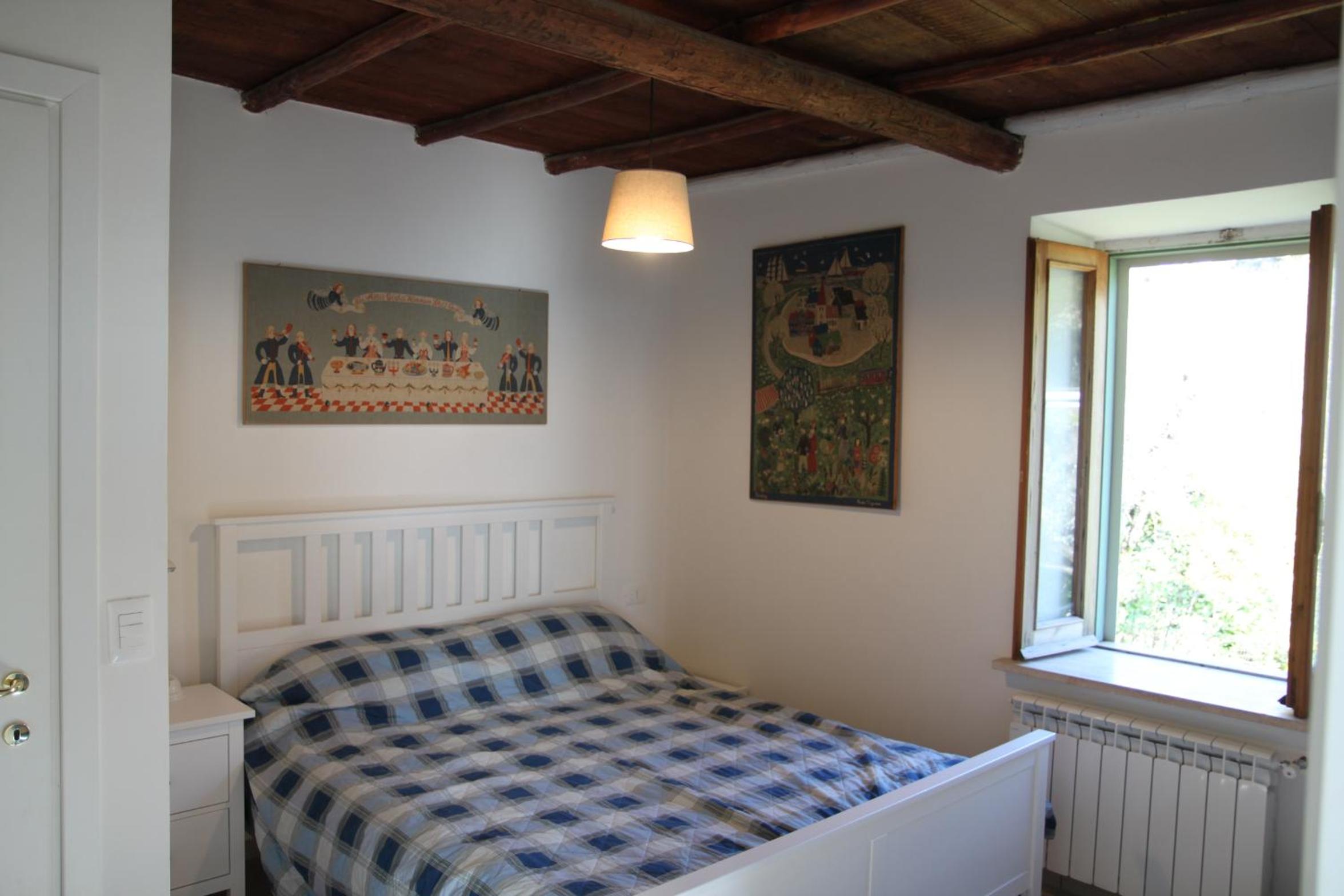 Three-Bedroom House photo 2