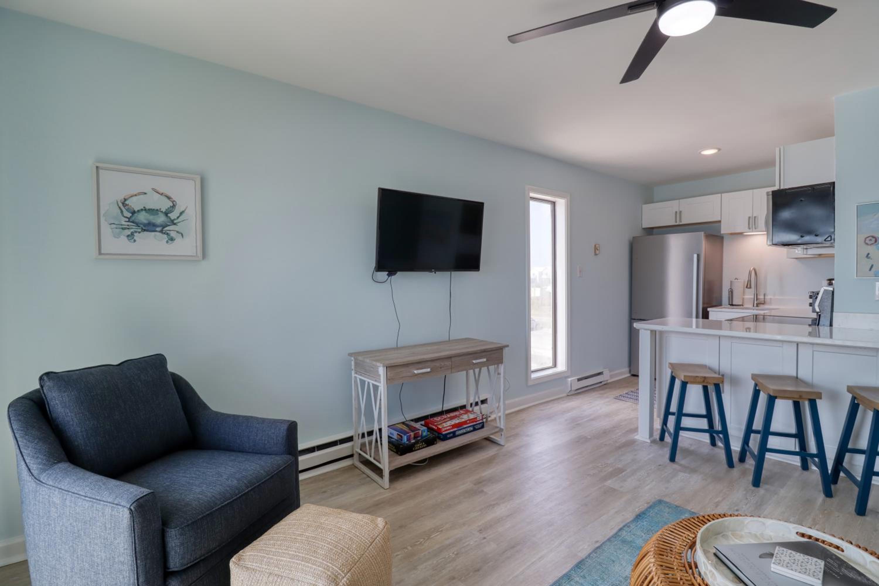 One-Bedroom Apartment with Sea View and Balcony photo 3