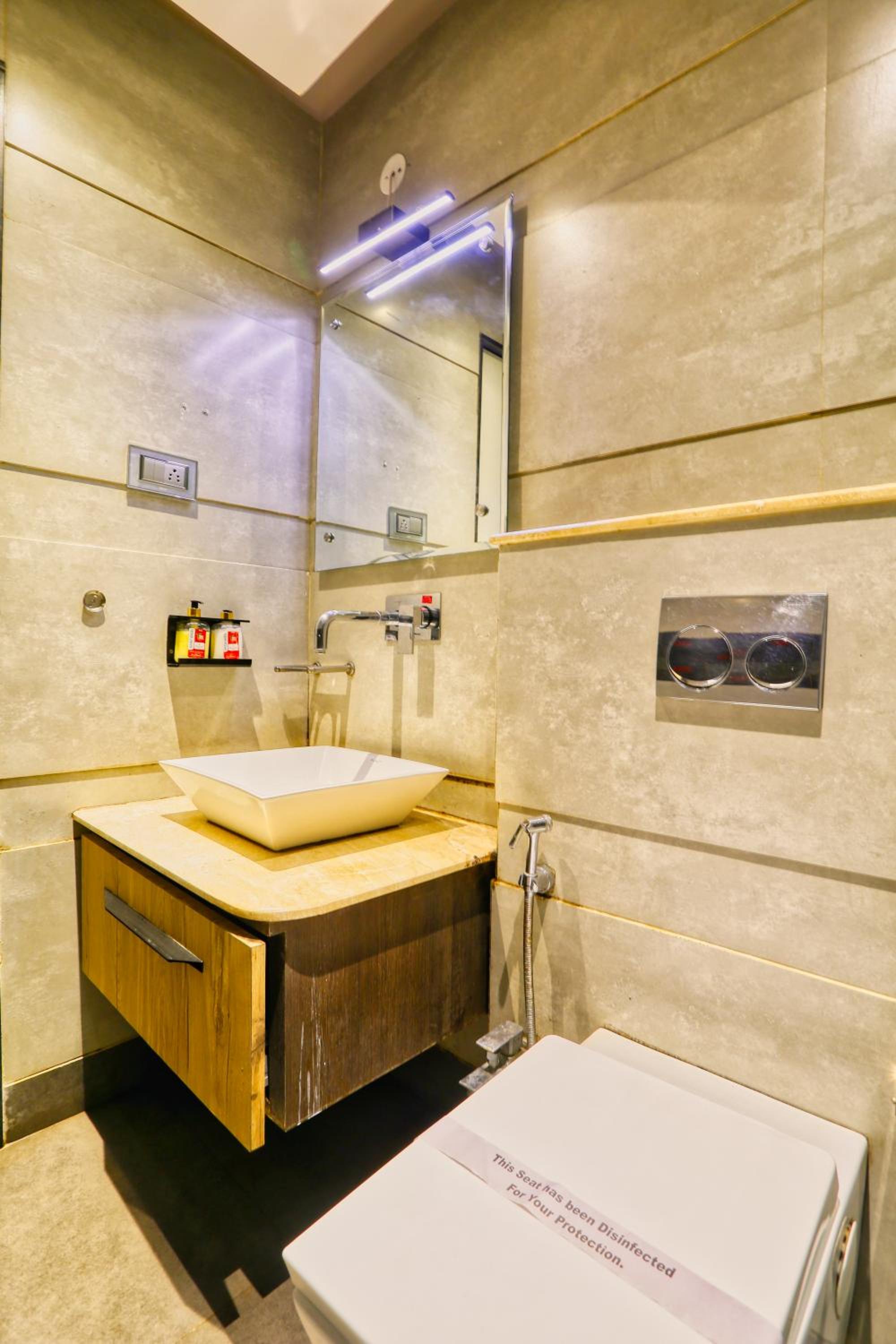 Superior Double or Twin Room - Photo 20