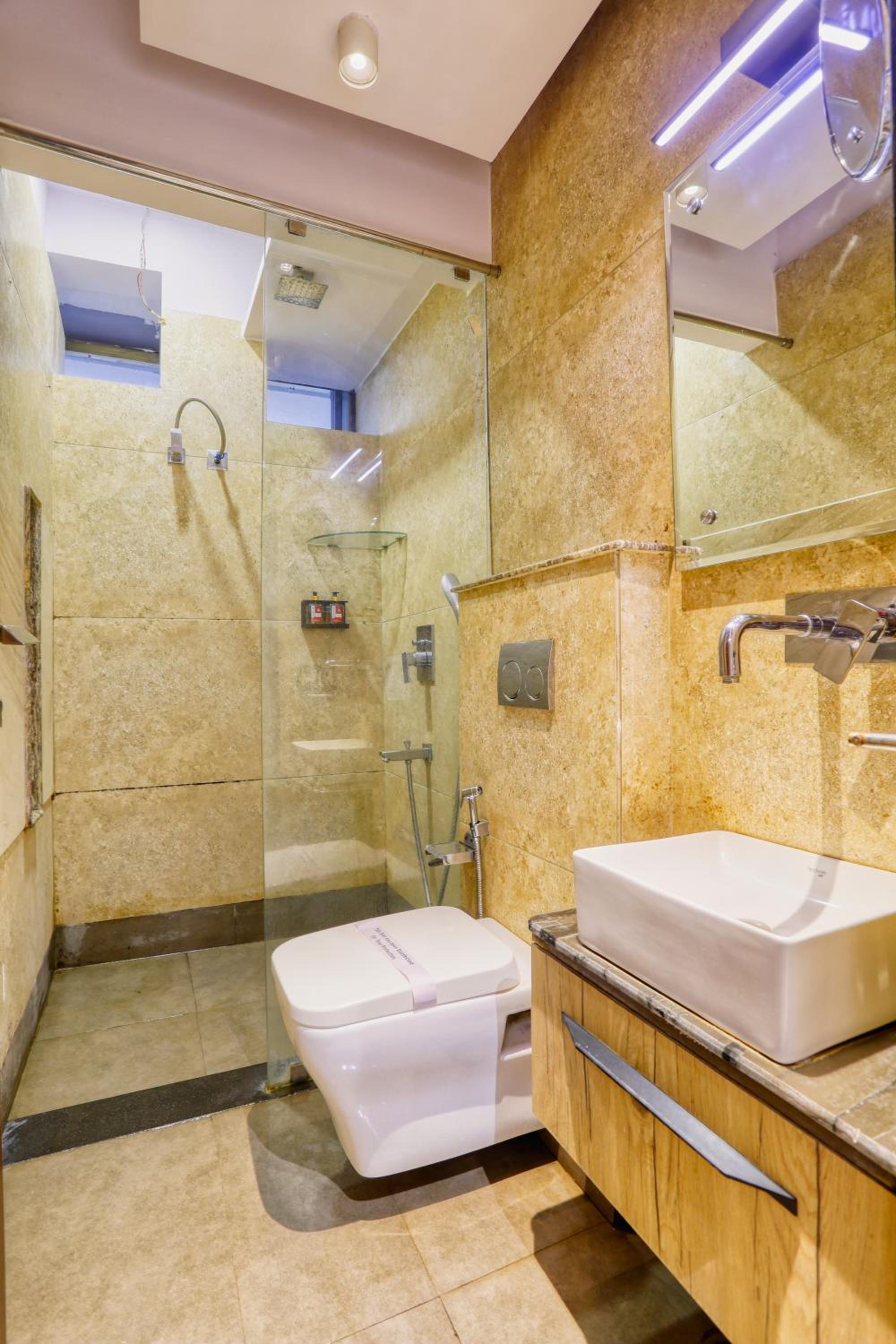 Superior Double or Twin Room - Photo 21