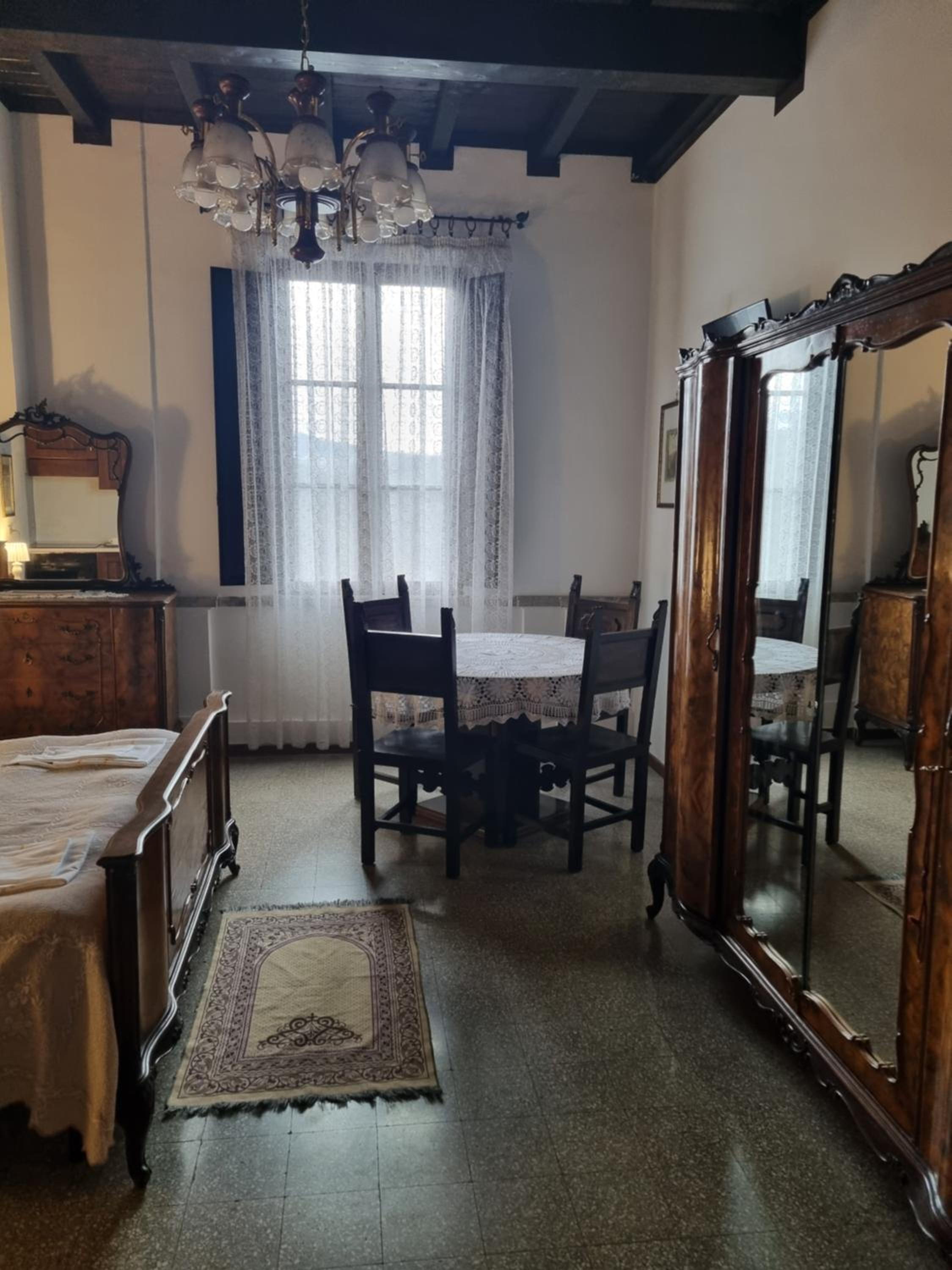 Standard Double Room - Photo 10