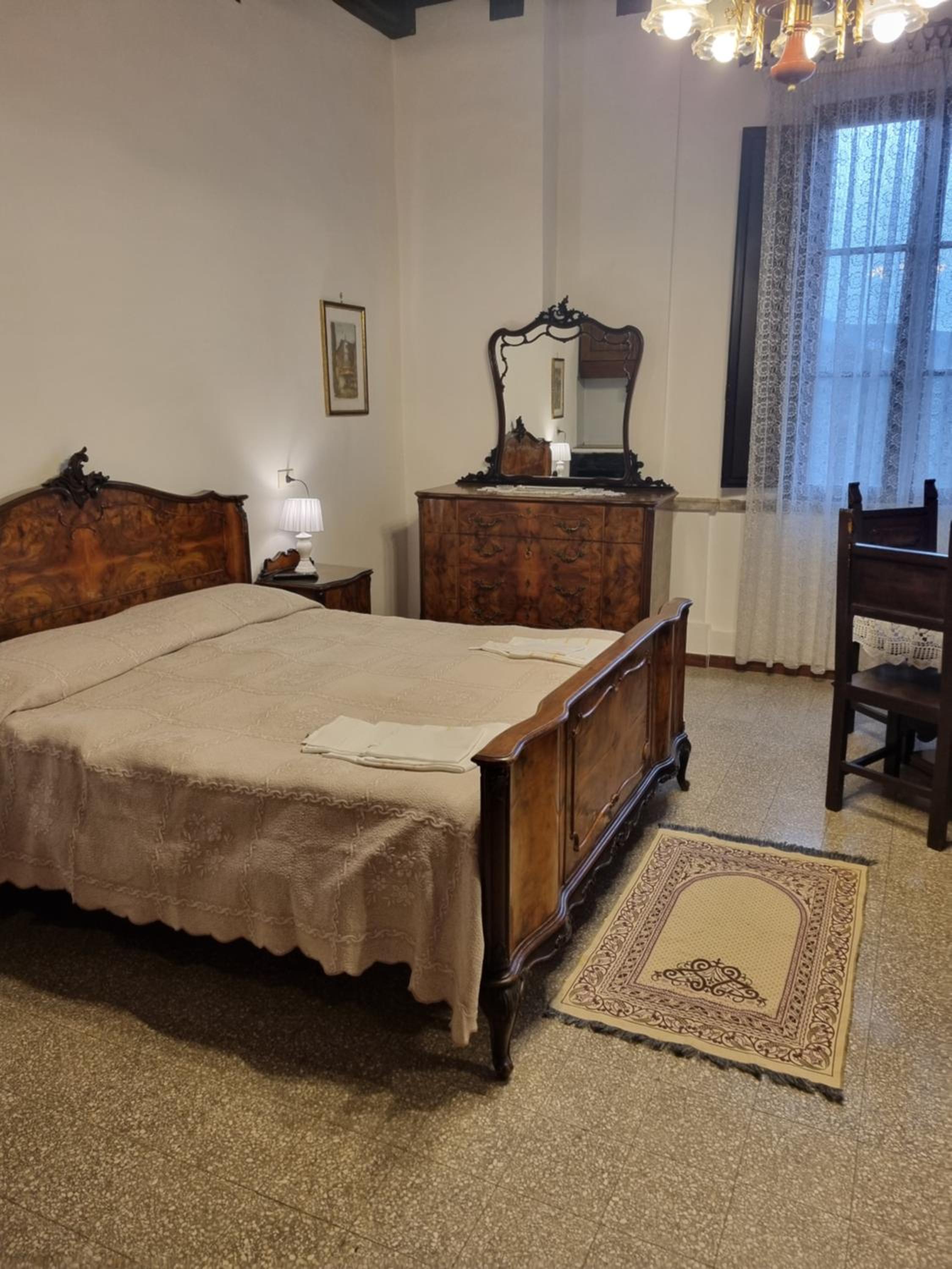 Standard Double Room - Photo 6
