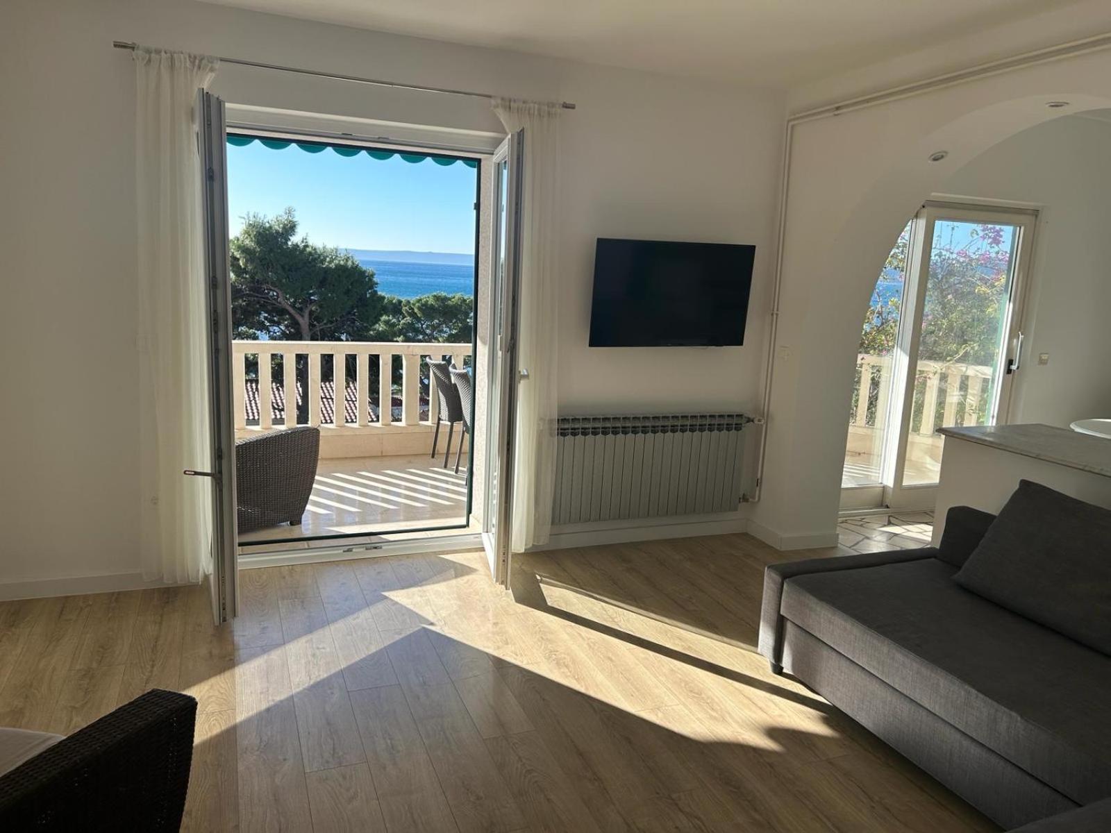 Apartment with Sea View photo 1