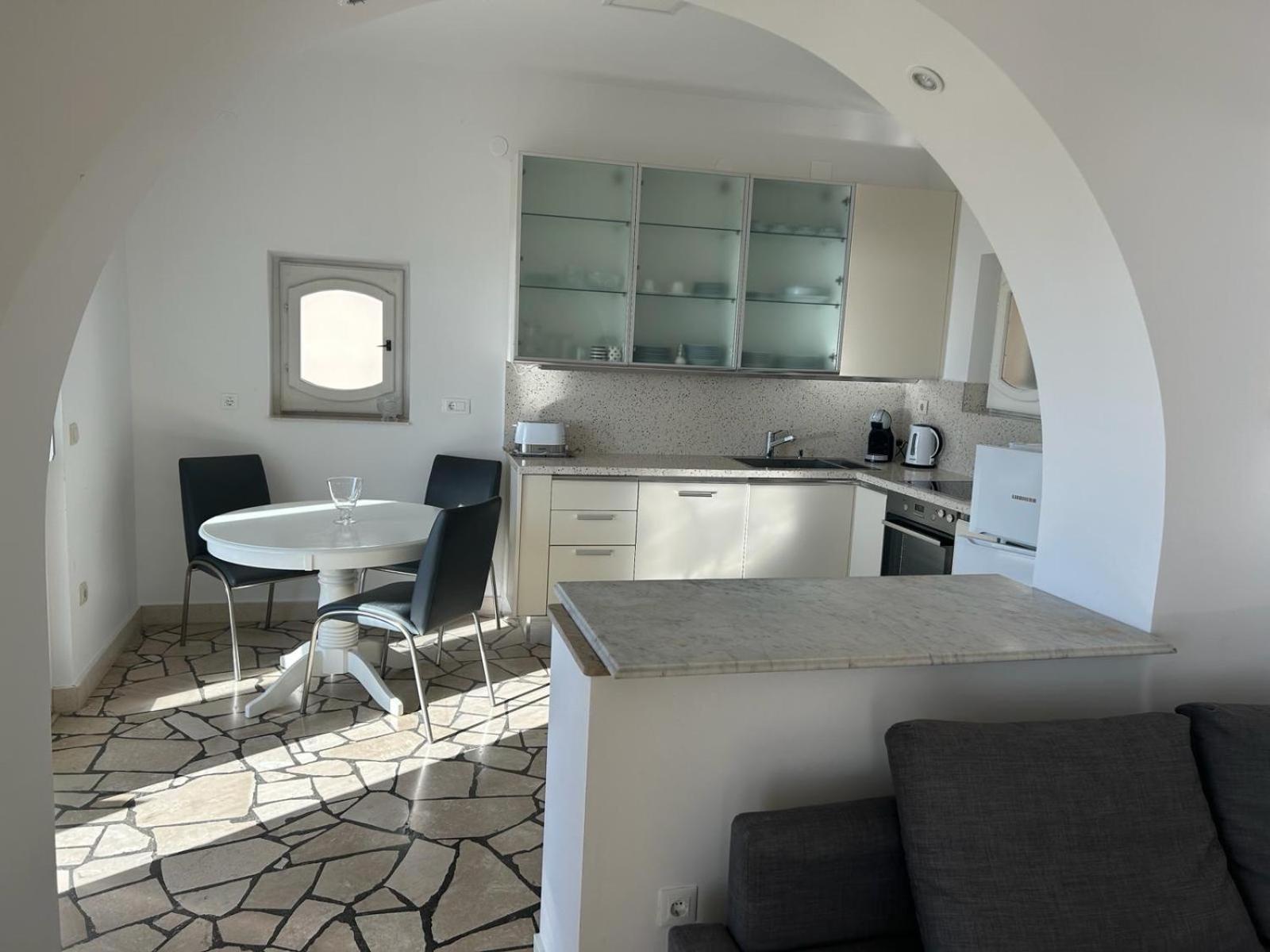 Apartment with Sea View photo 2
