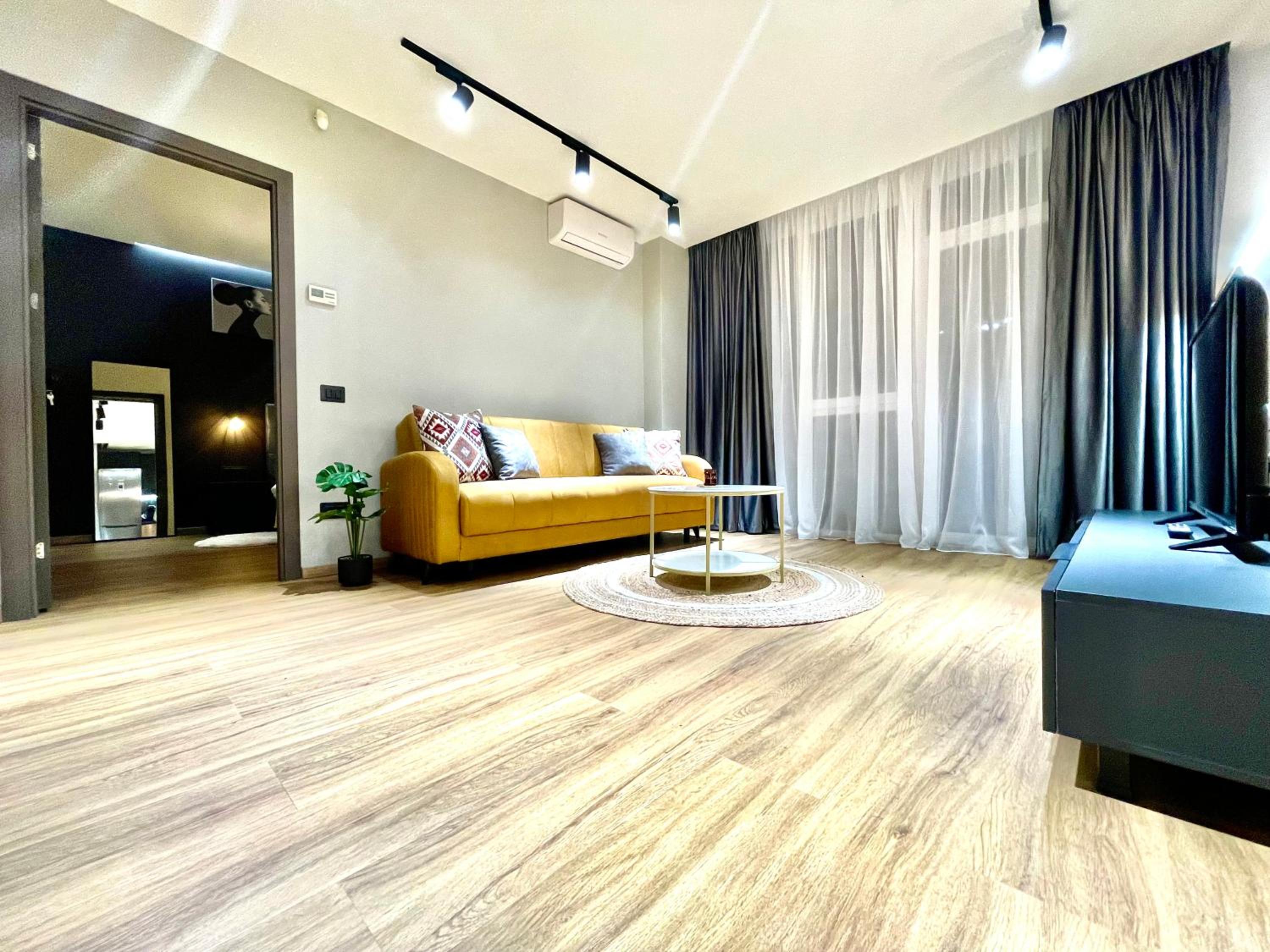 One-Bedroom Apartment photo 2