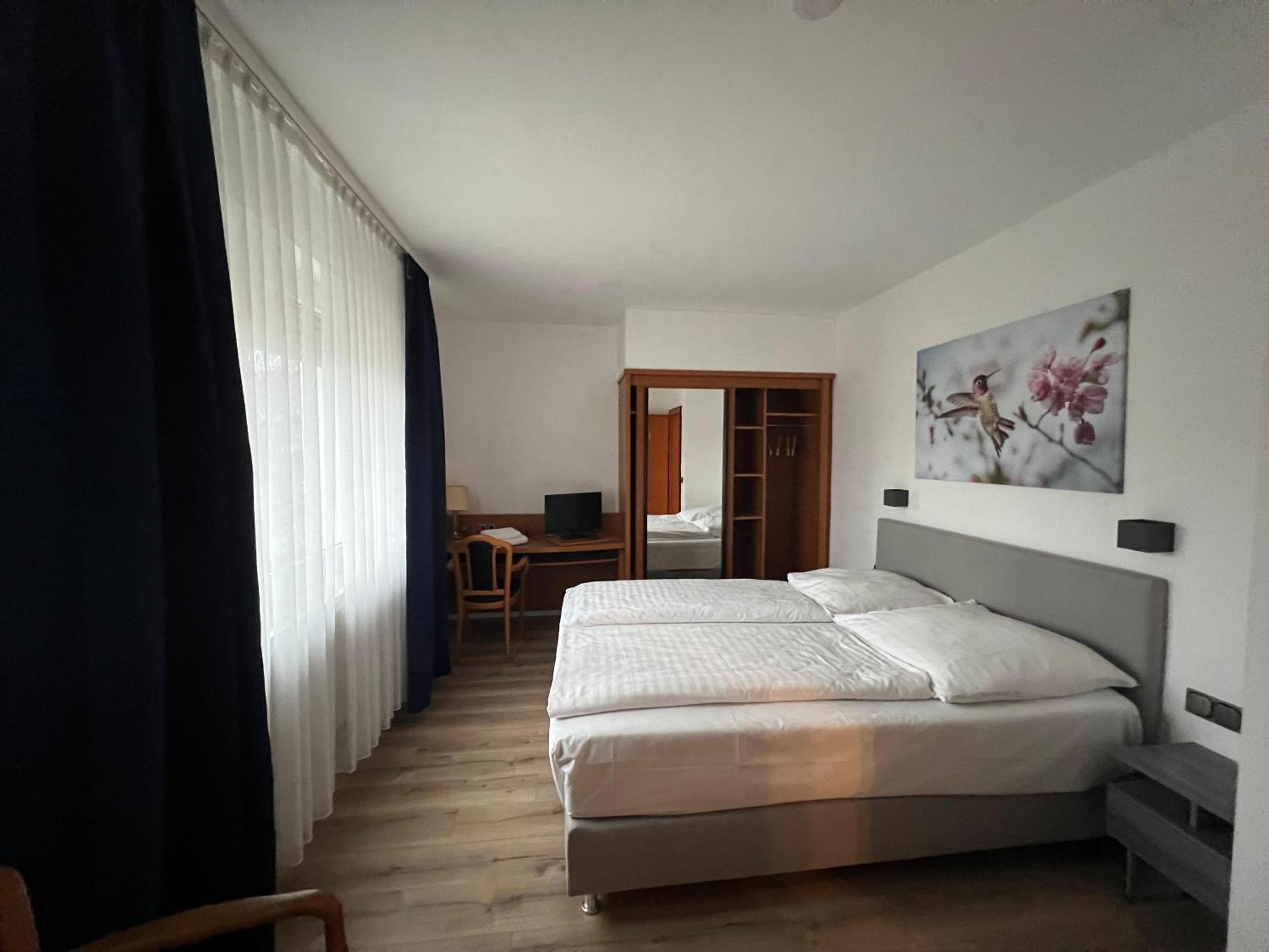 Double Room - Photo 1