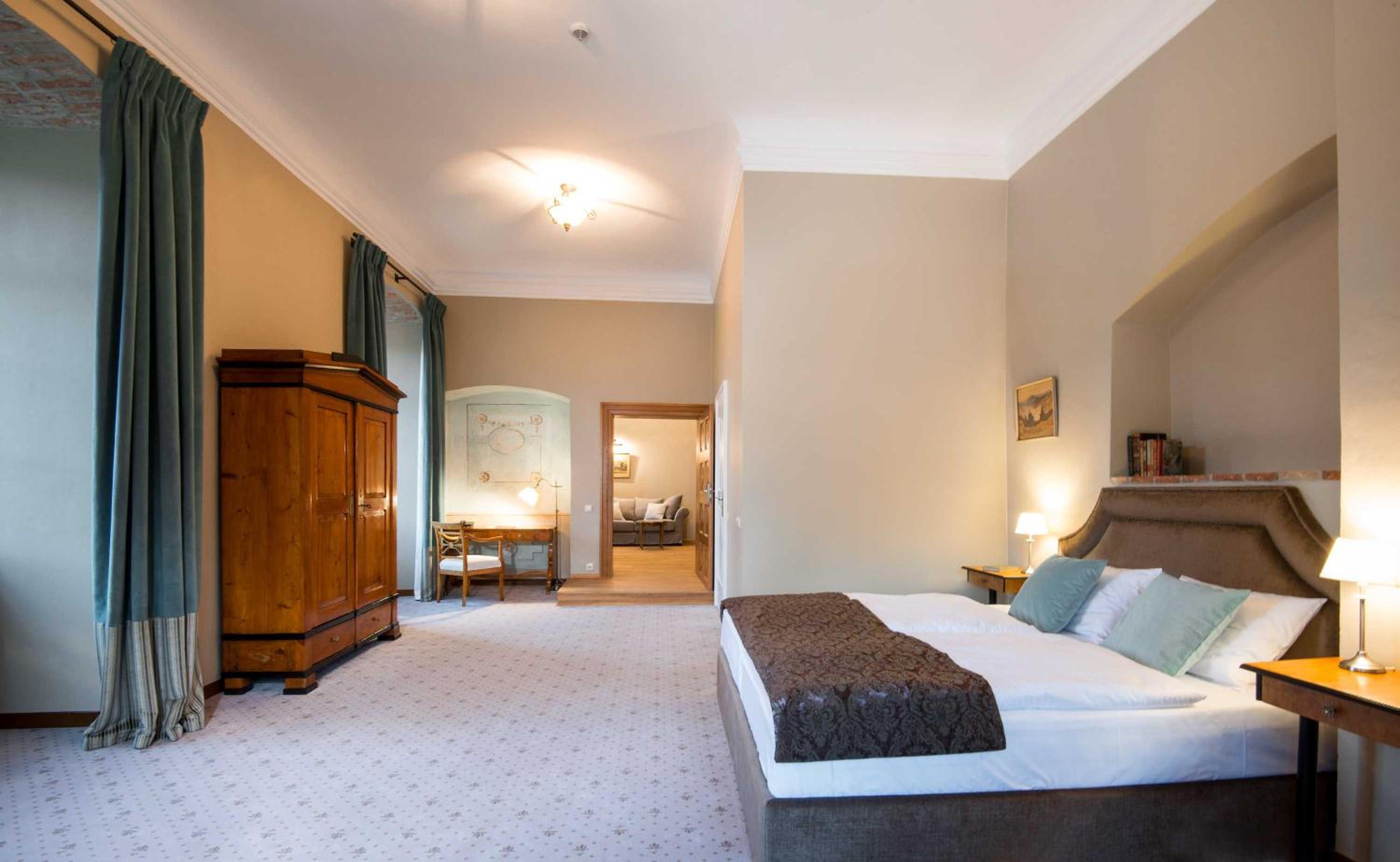 One-Bedroom Suite - Photo 1