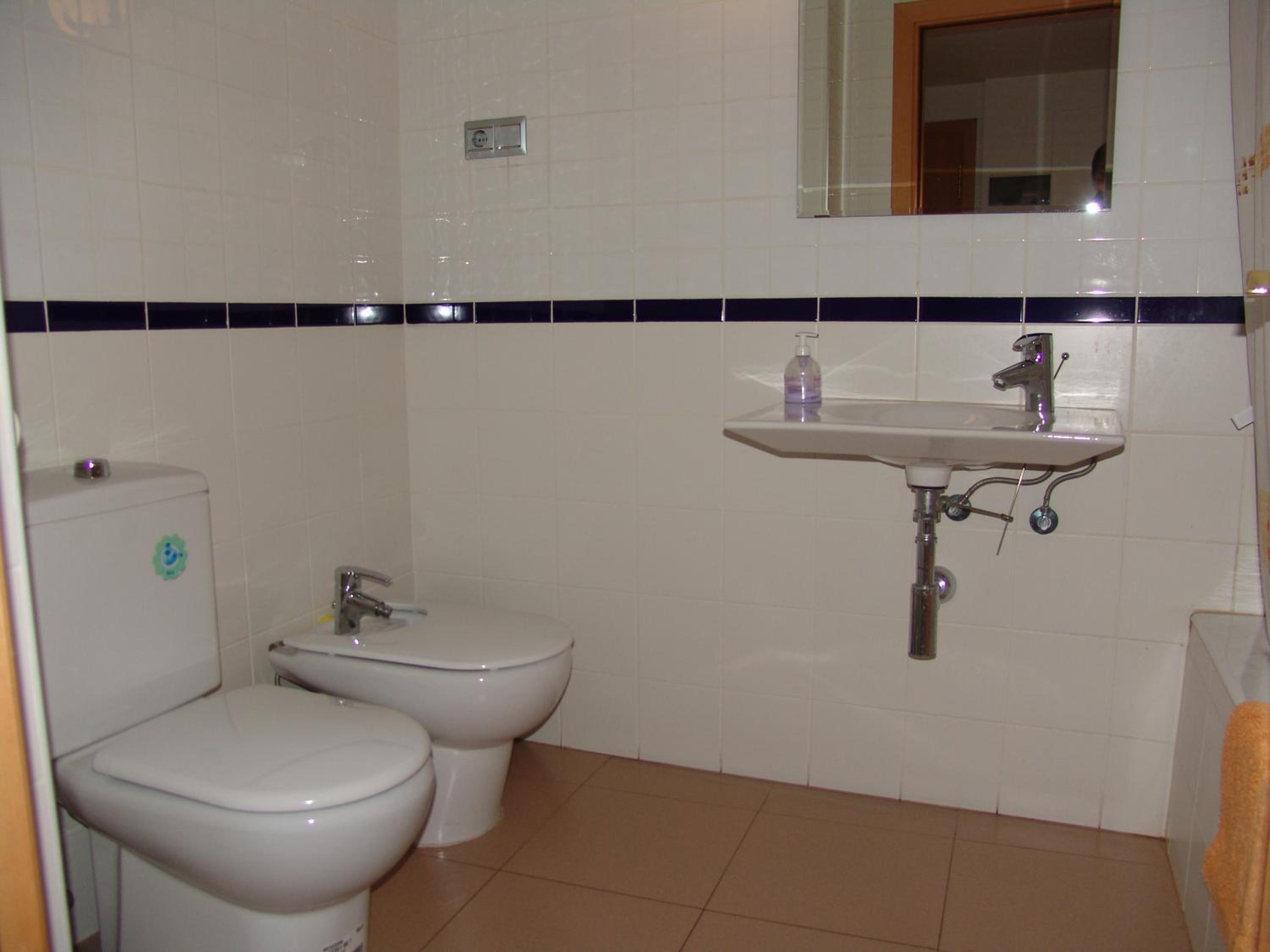 One-Bedroom Apartment (2 Adults) - Photo 4