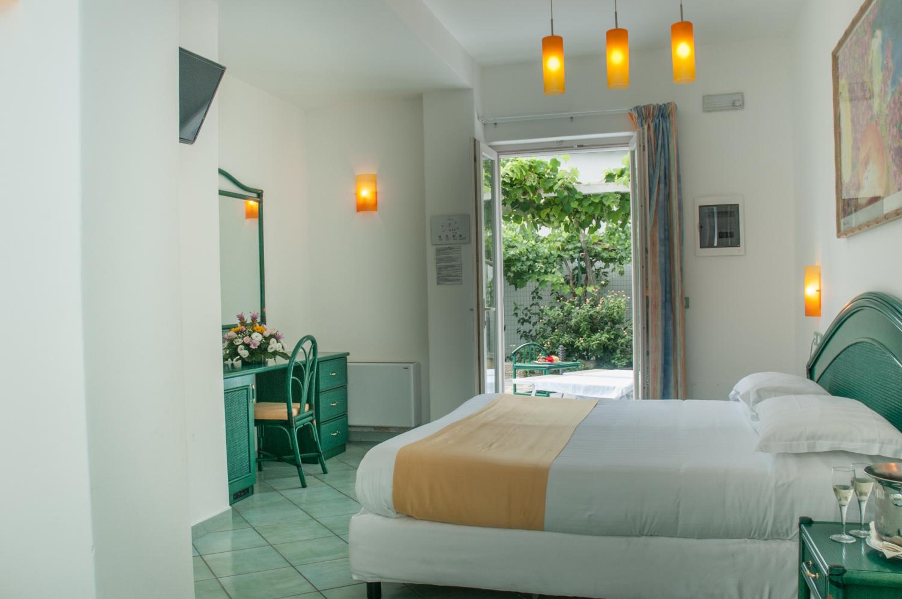 Executive Double Or Twin Room - Spa Package photo 1