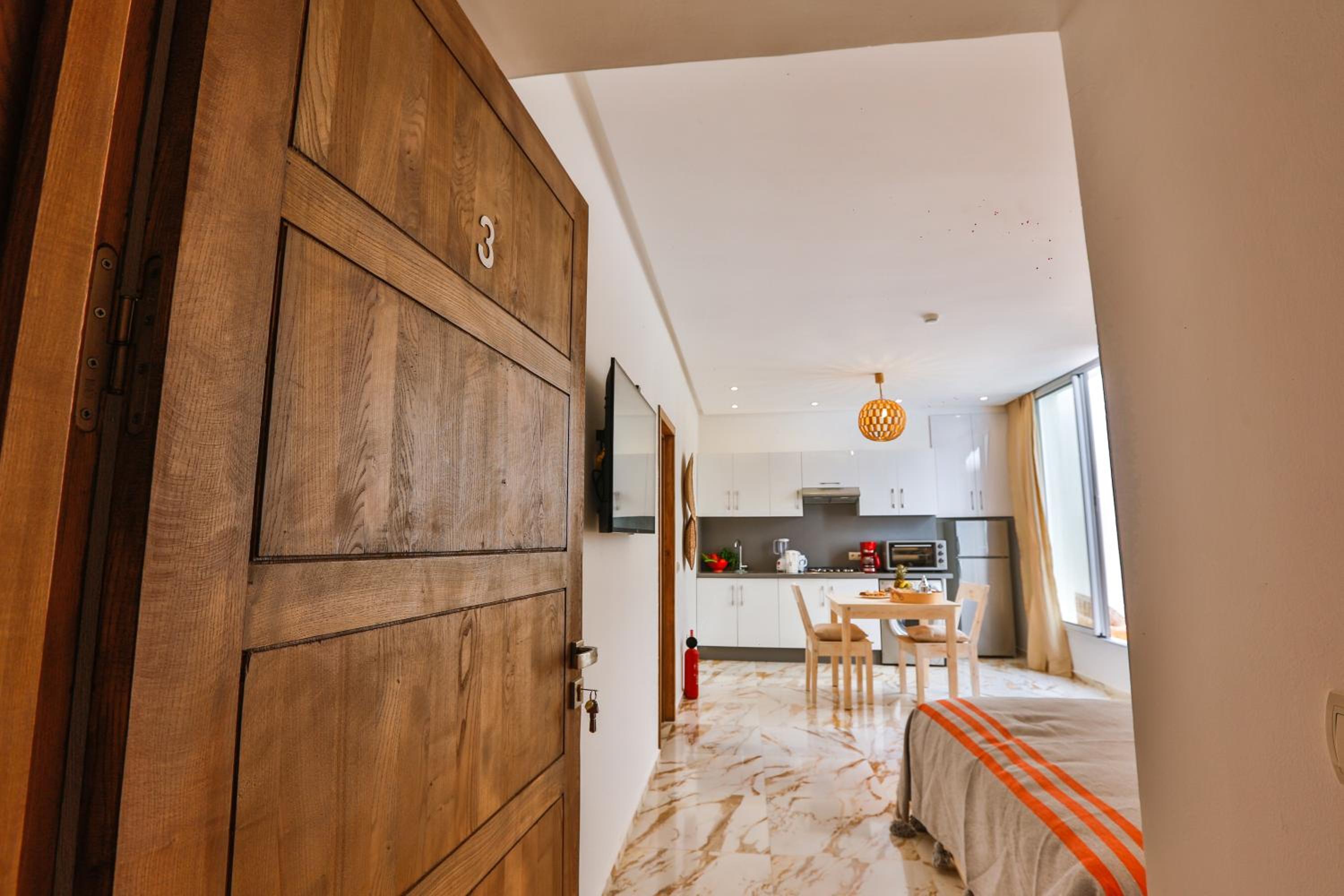 Studio Apartment photo 1
