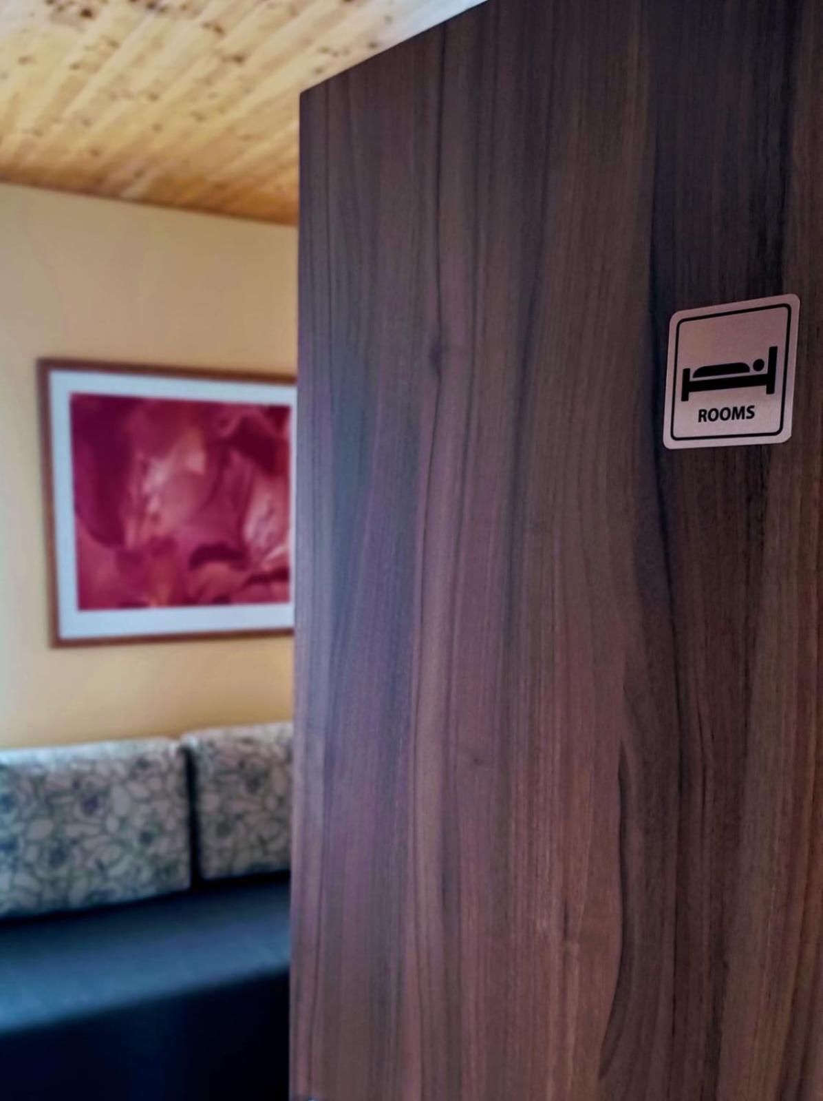 One-Bedroom Suite photo 2