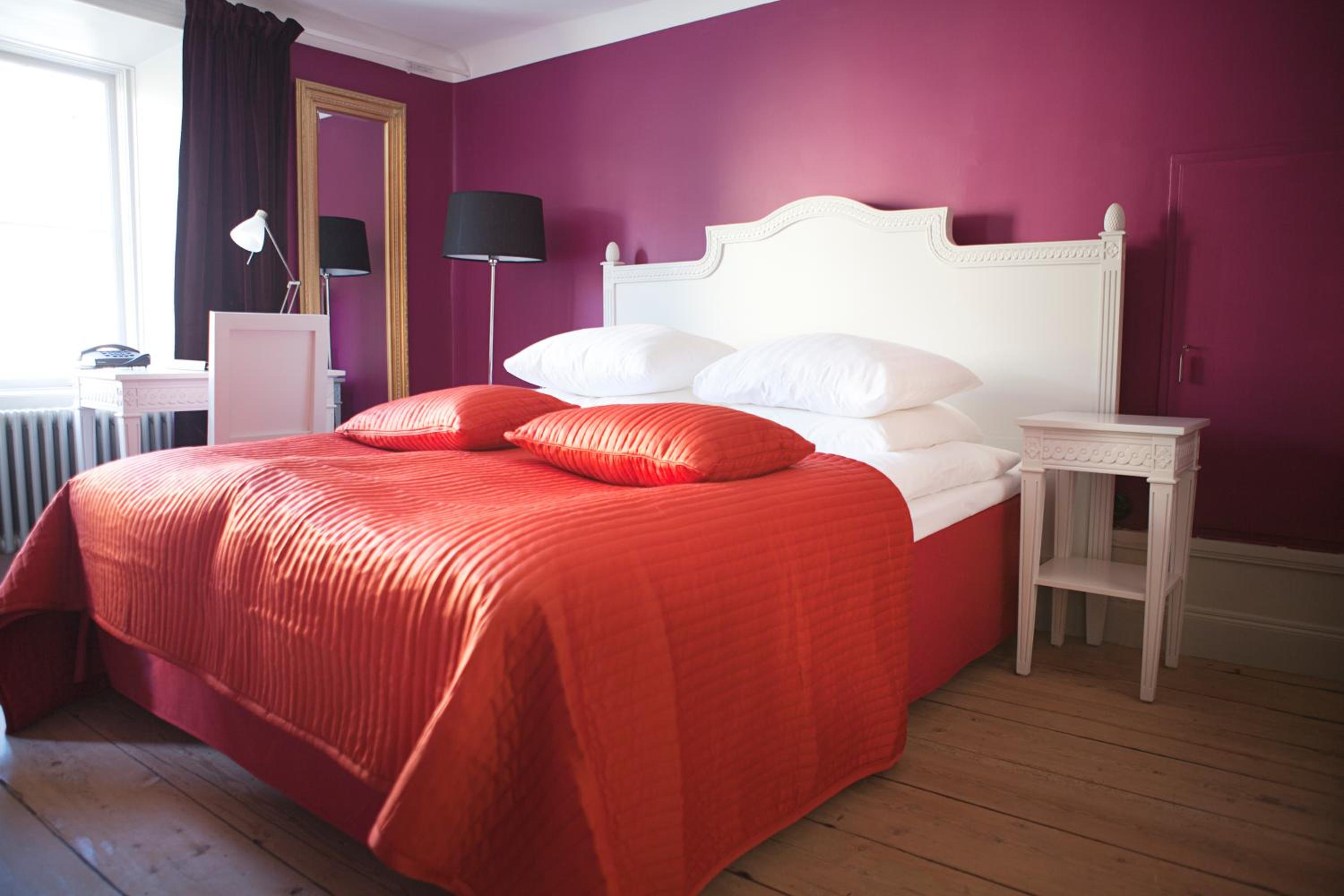 Standard Double or Twin Room - Photo 2