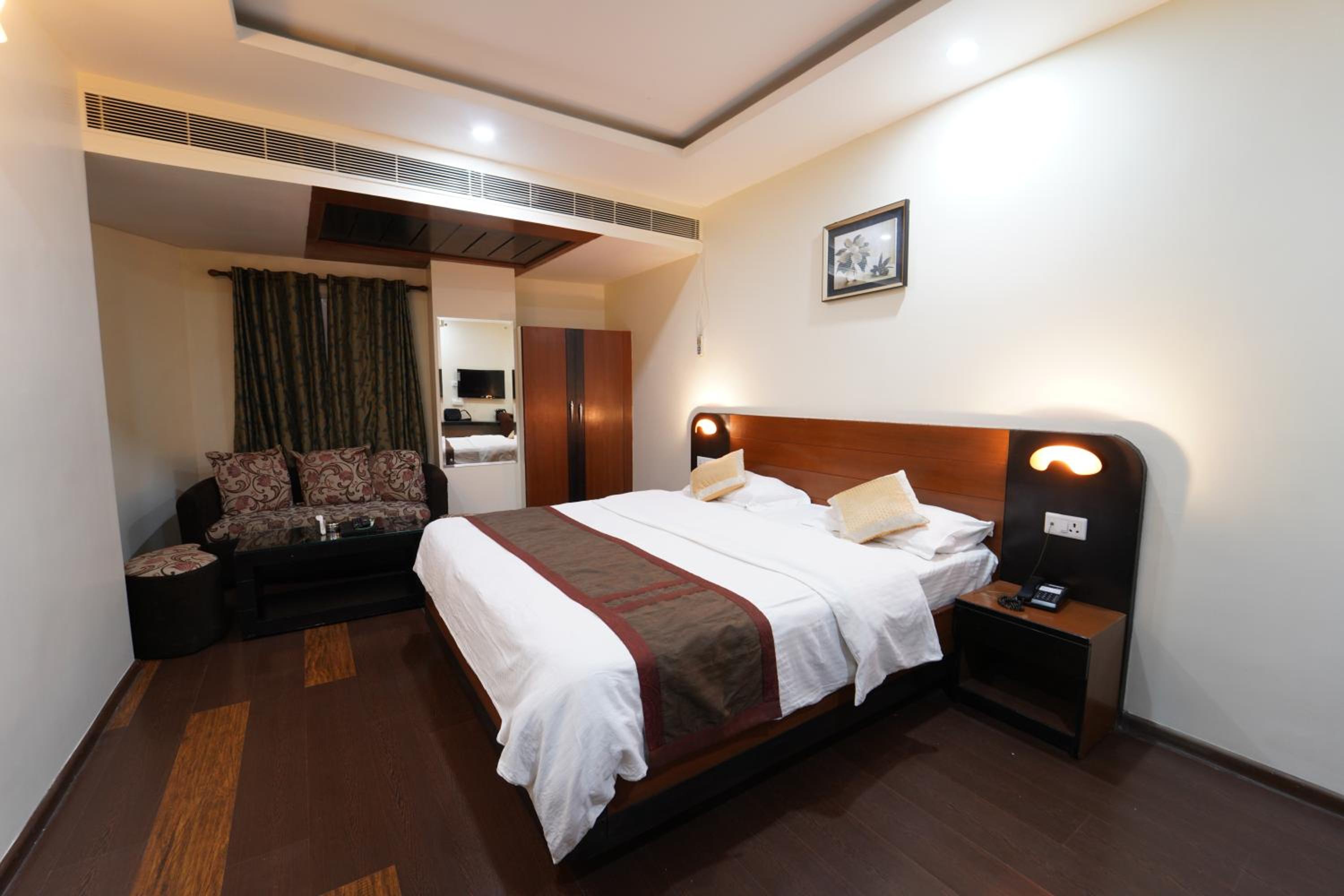 Standard Double Room photo 2