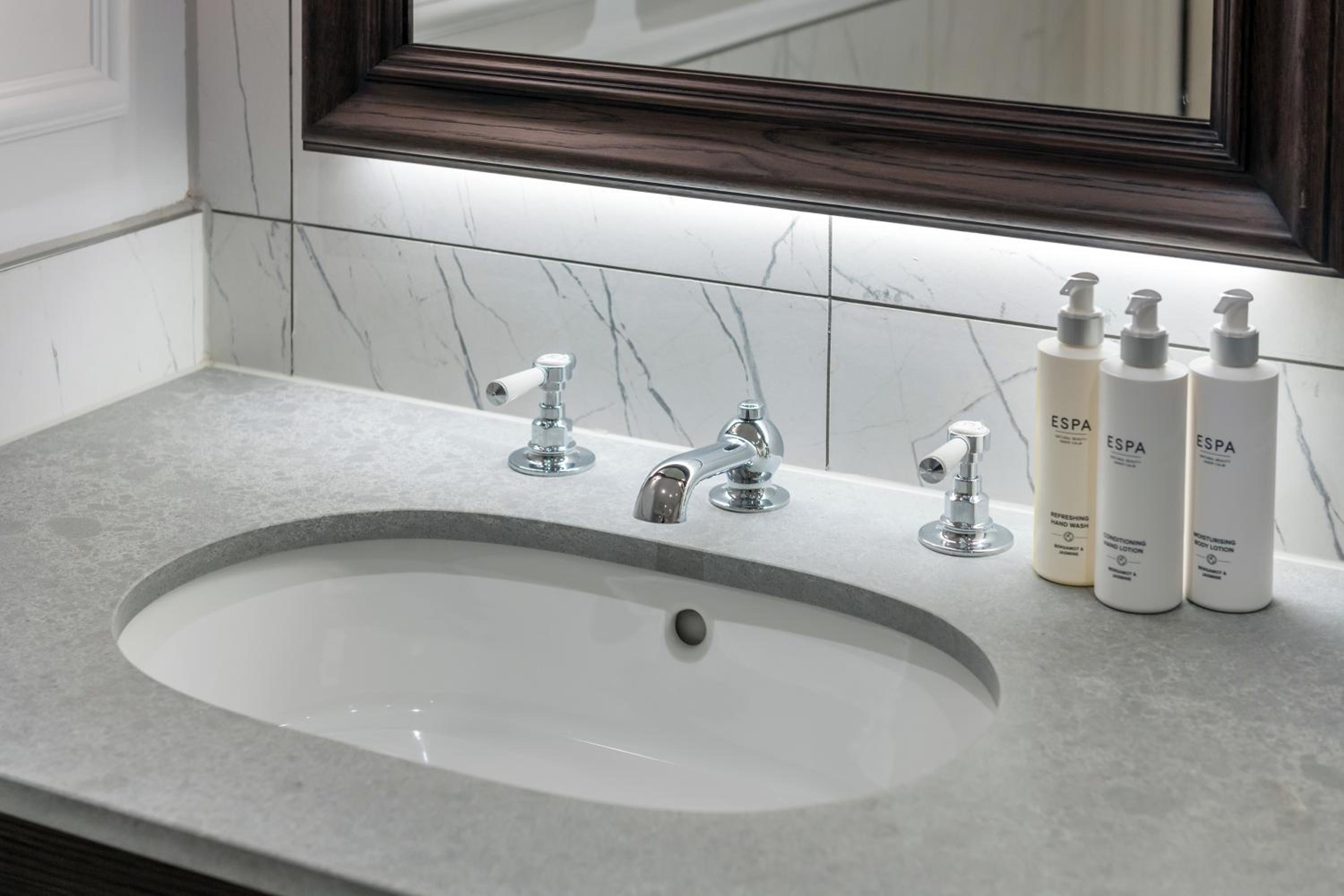 Edwardian Suite - Photo 12