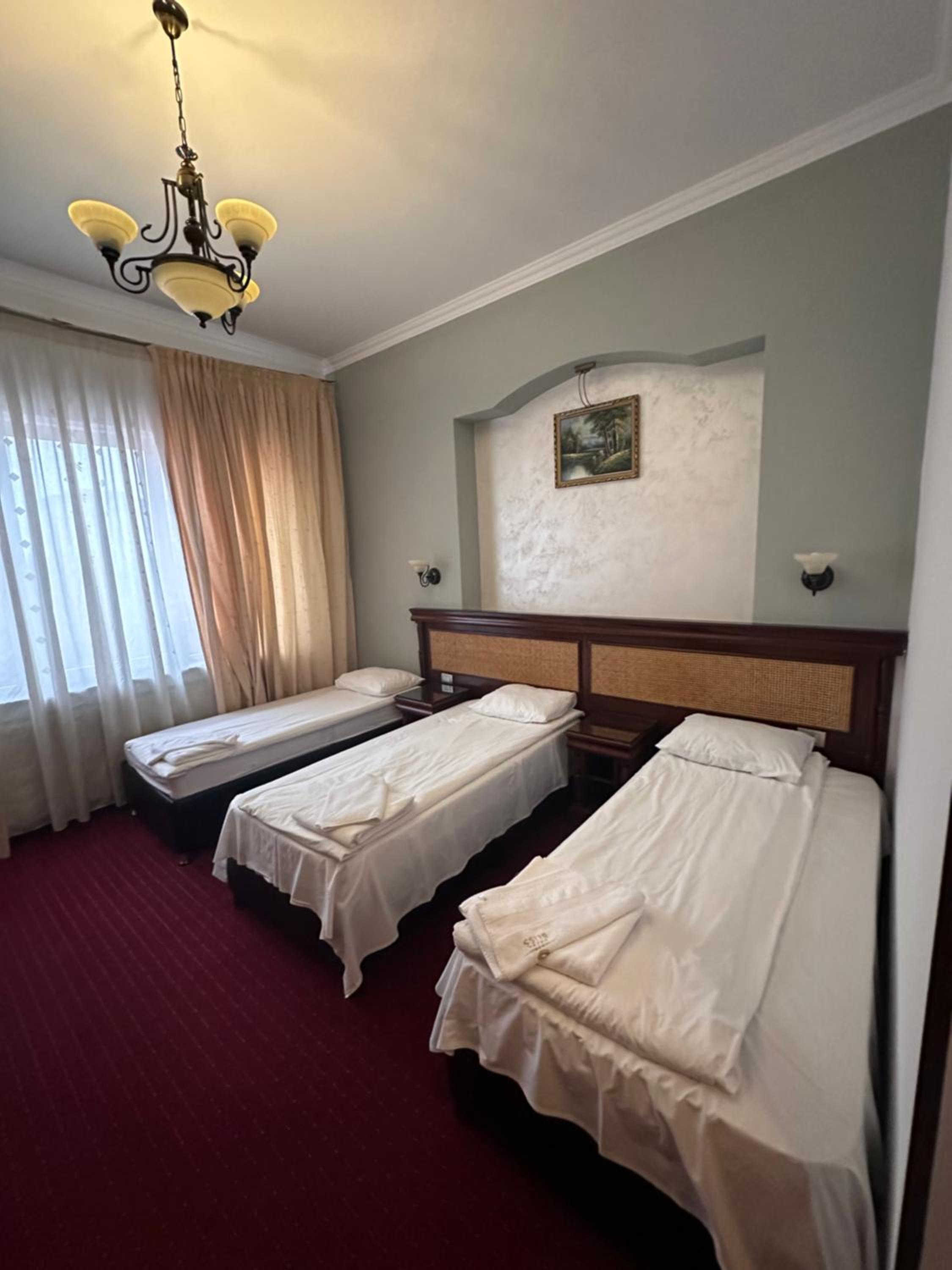 Standard Triple Room - Photo 1