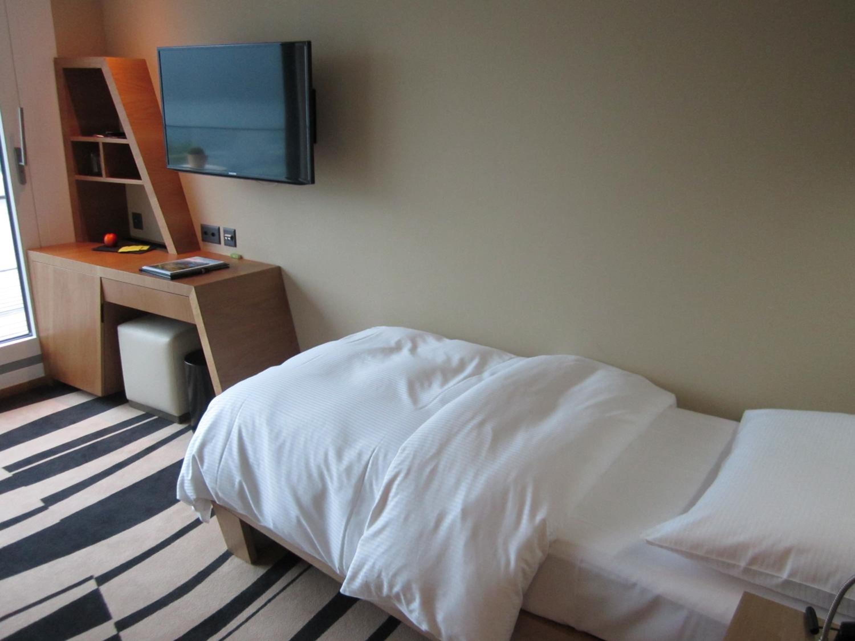 Superior Single Room with Lake View photo 1
