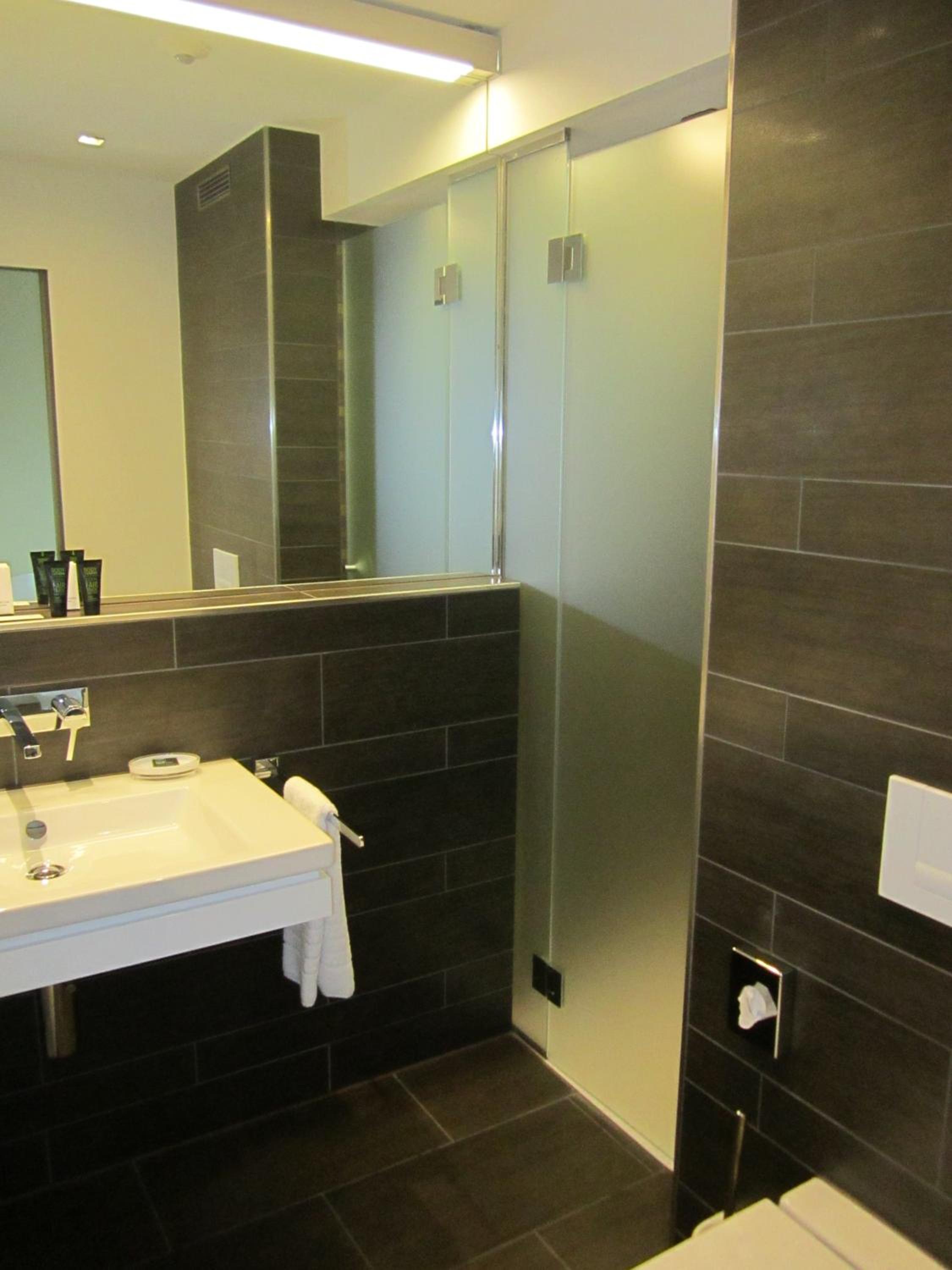 Superior Single Room with Lake View photo 3