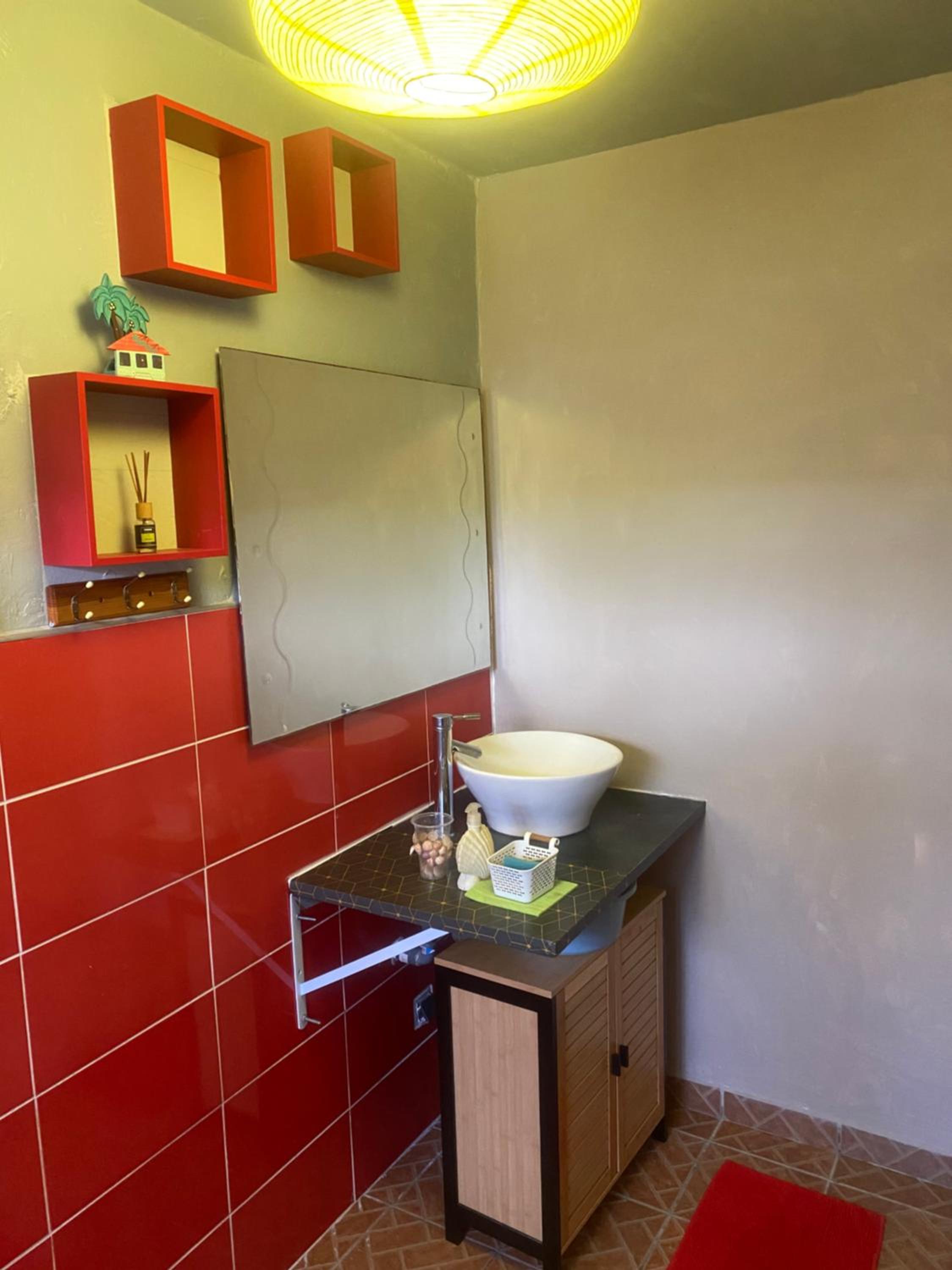 One-Bedroom Apartment - Photo 9