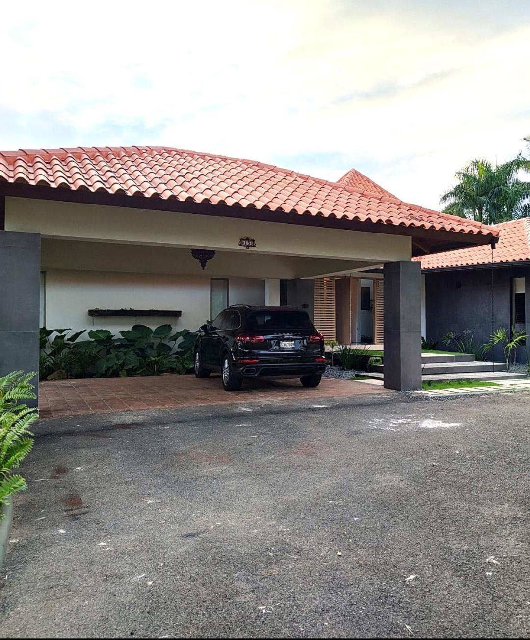Villa with Private Pool photo 3