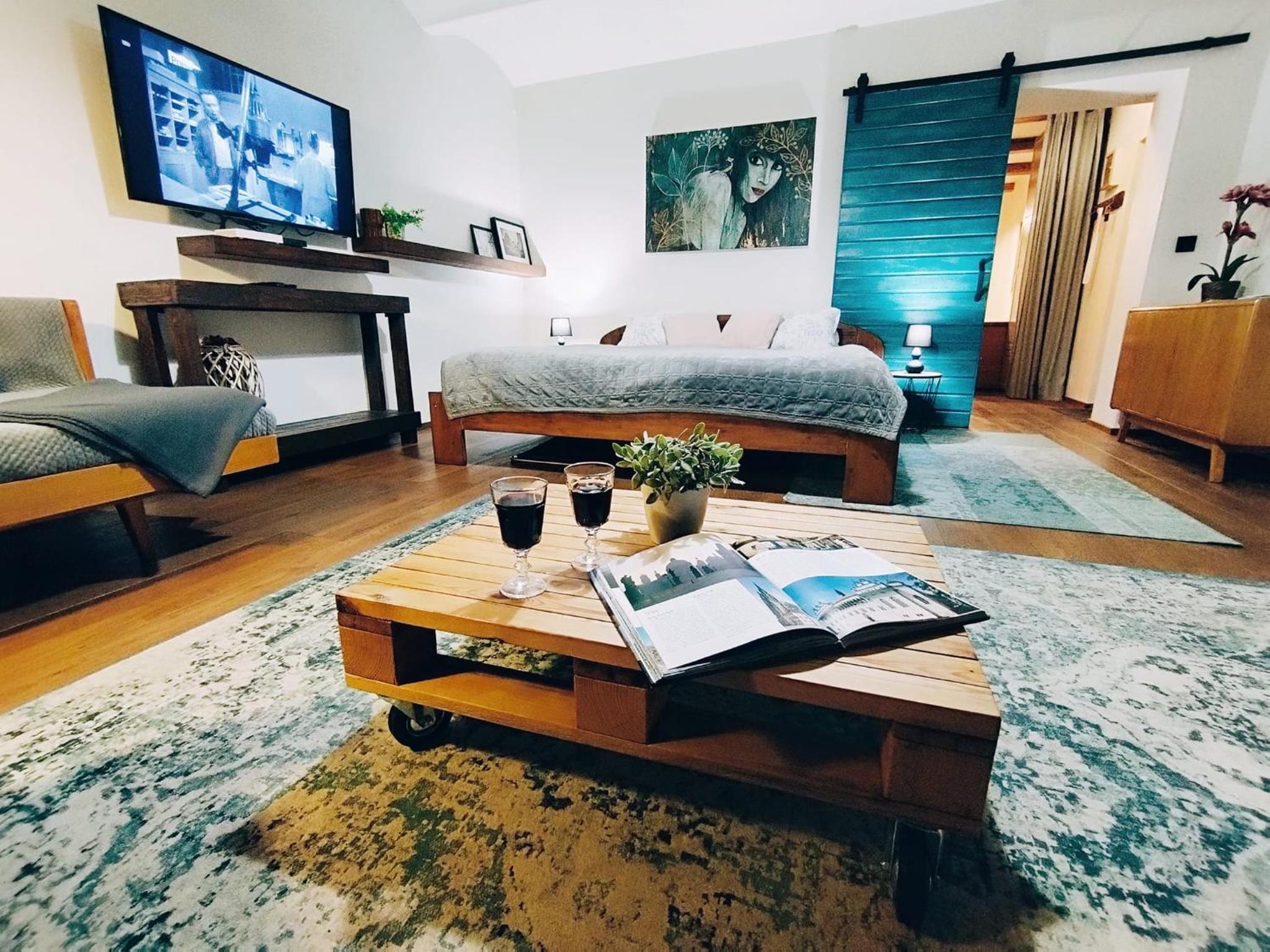 Family Apartment with Terrace