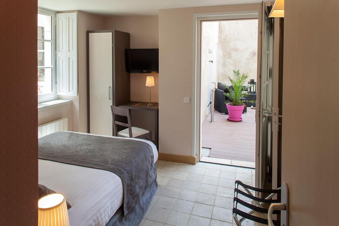 Economy Double Room photo 2
