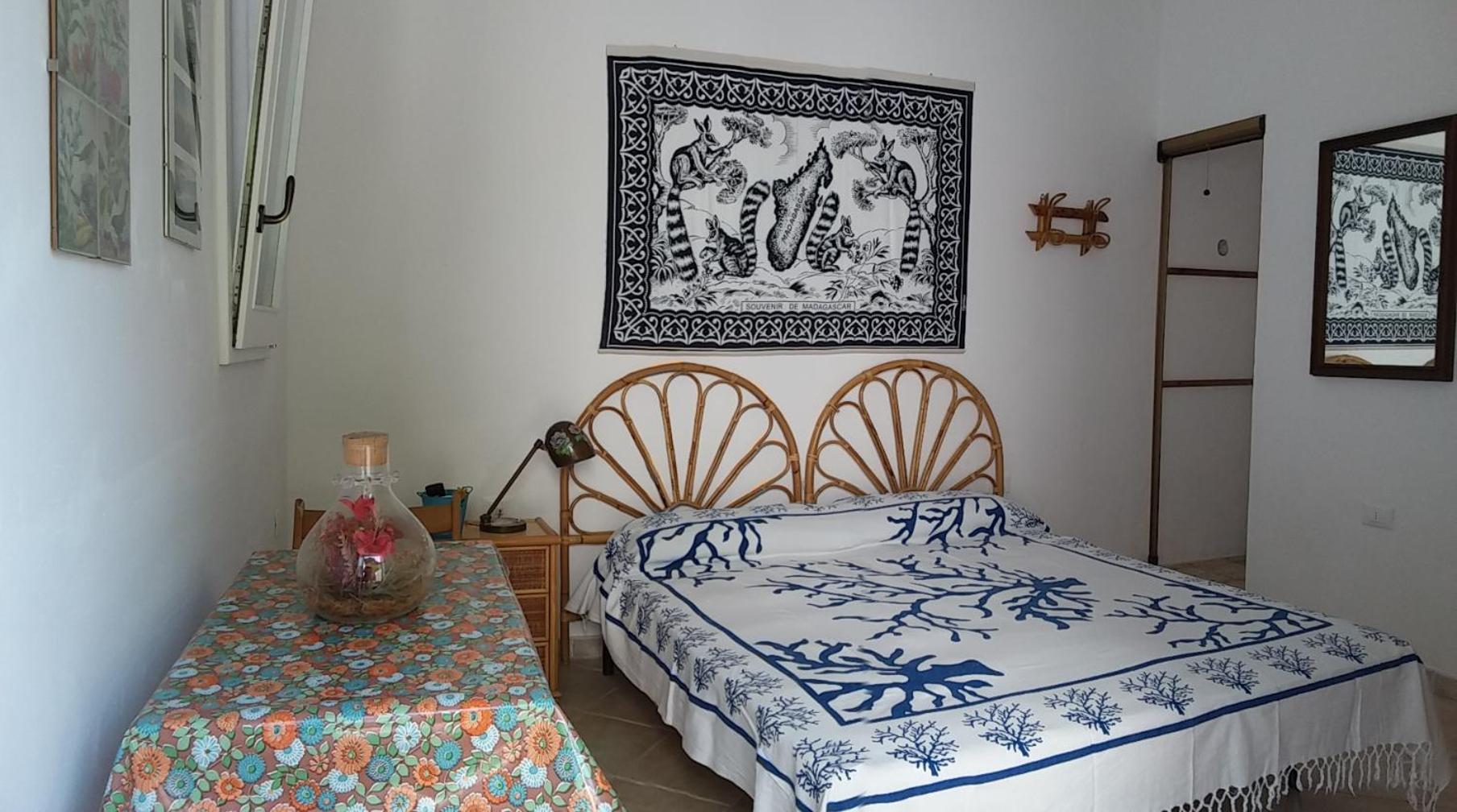 One-Bedroom House photo 1