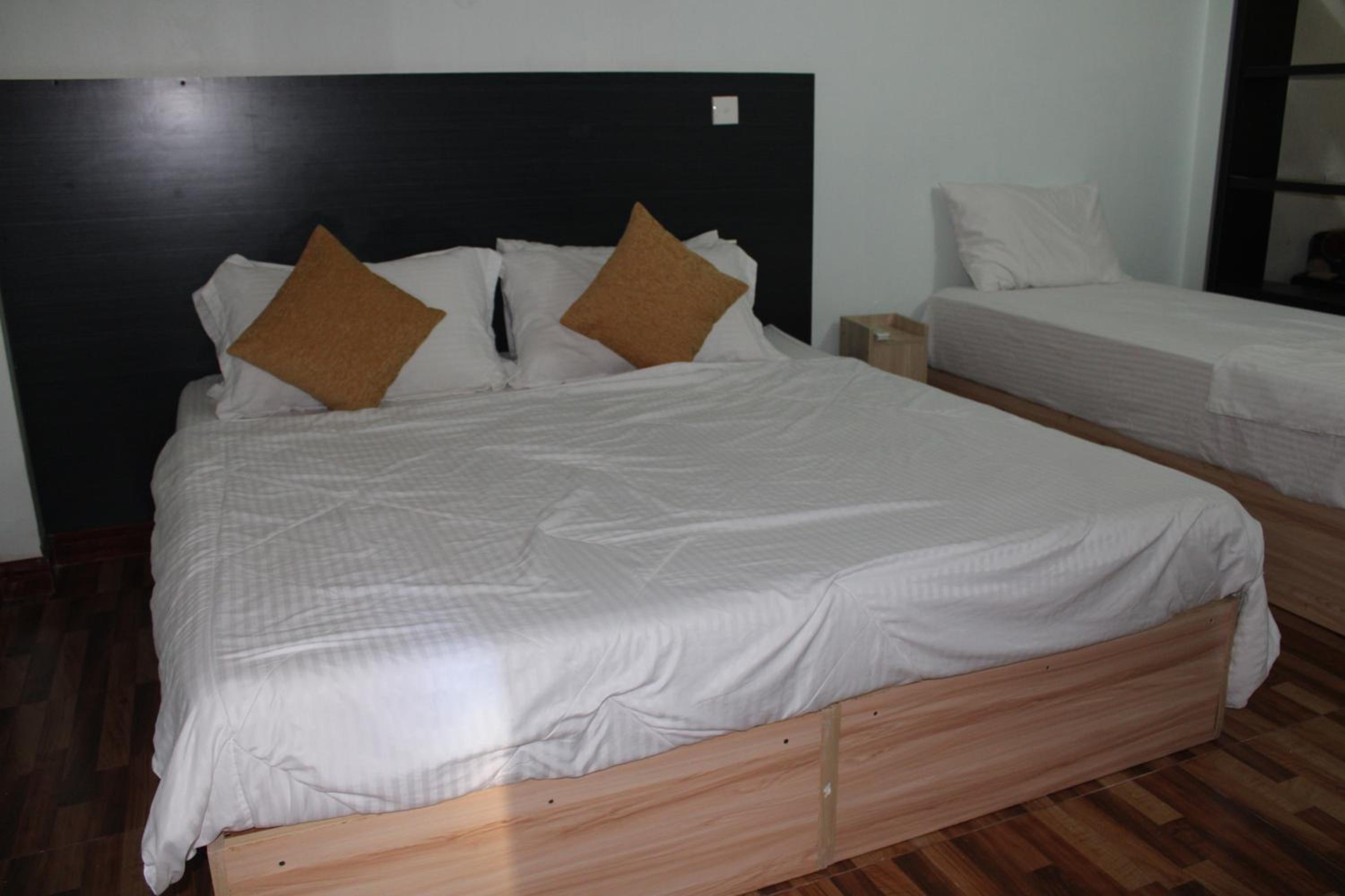 Deluxe Family Room - Photo 6