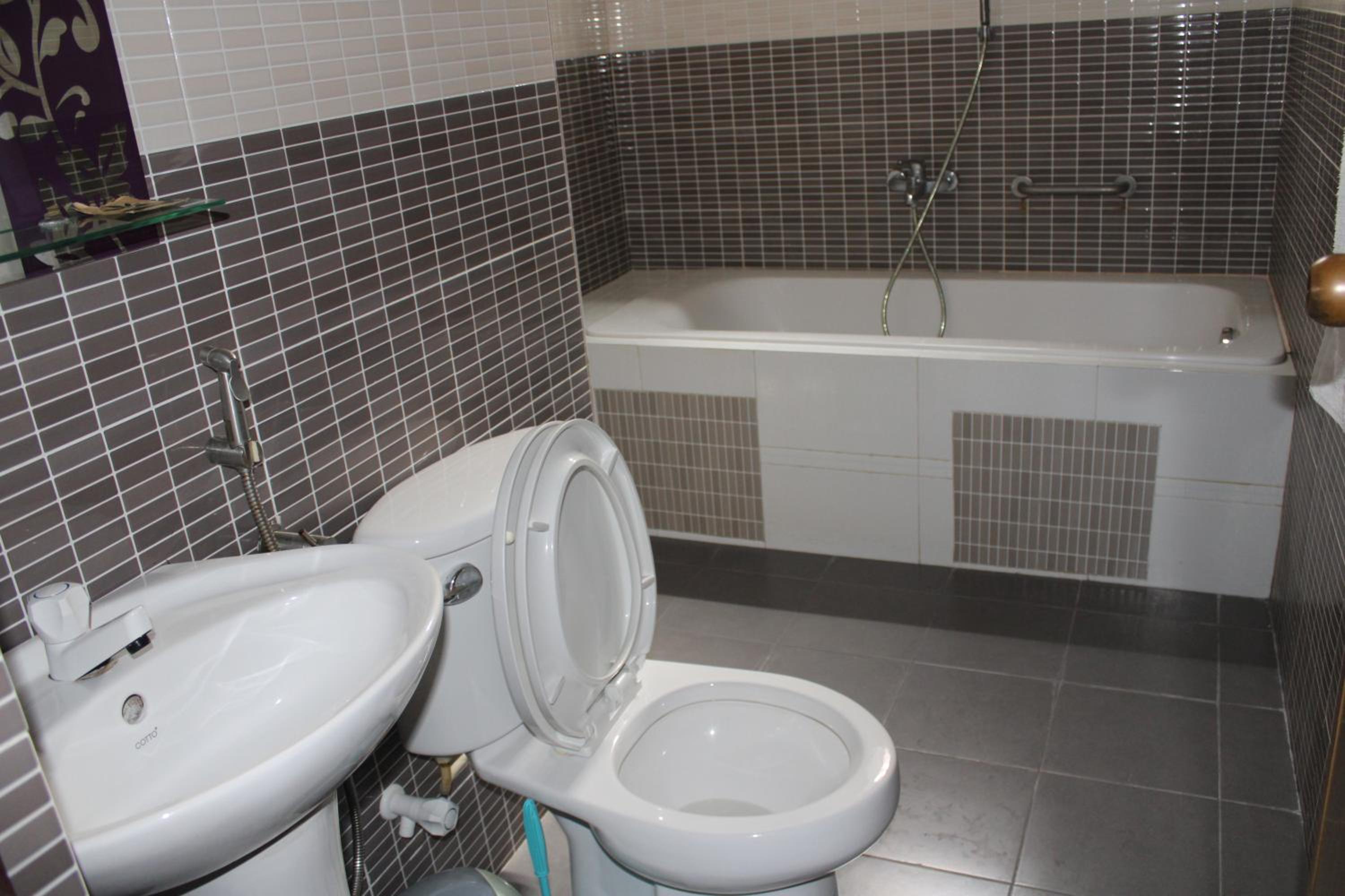 Standard Twin Room - Photo 12