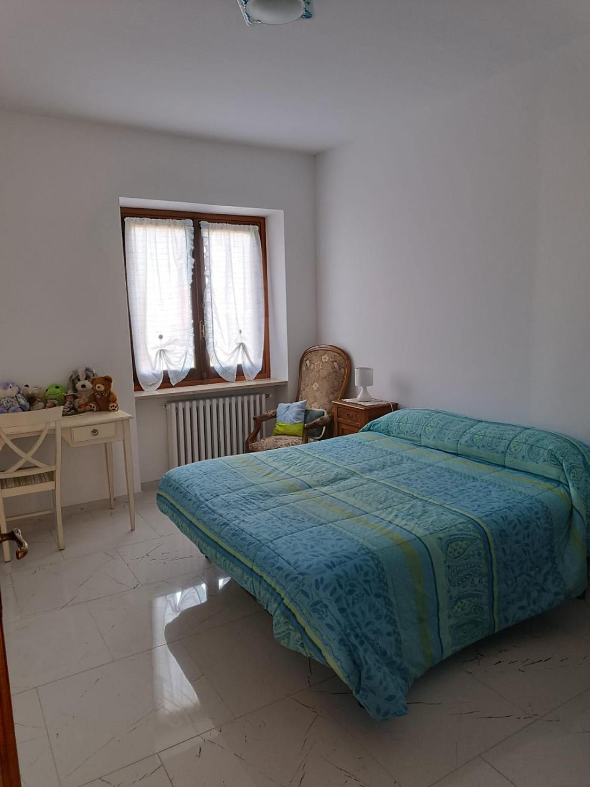 Three-Bedroom Apartment photo 1