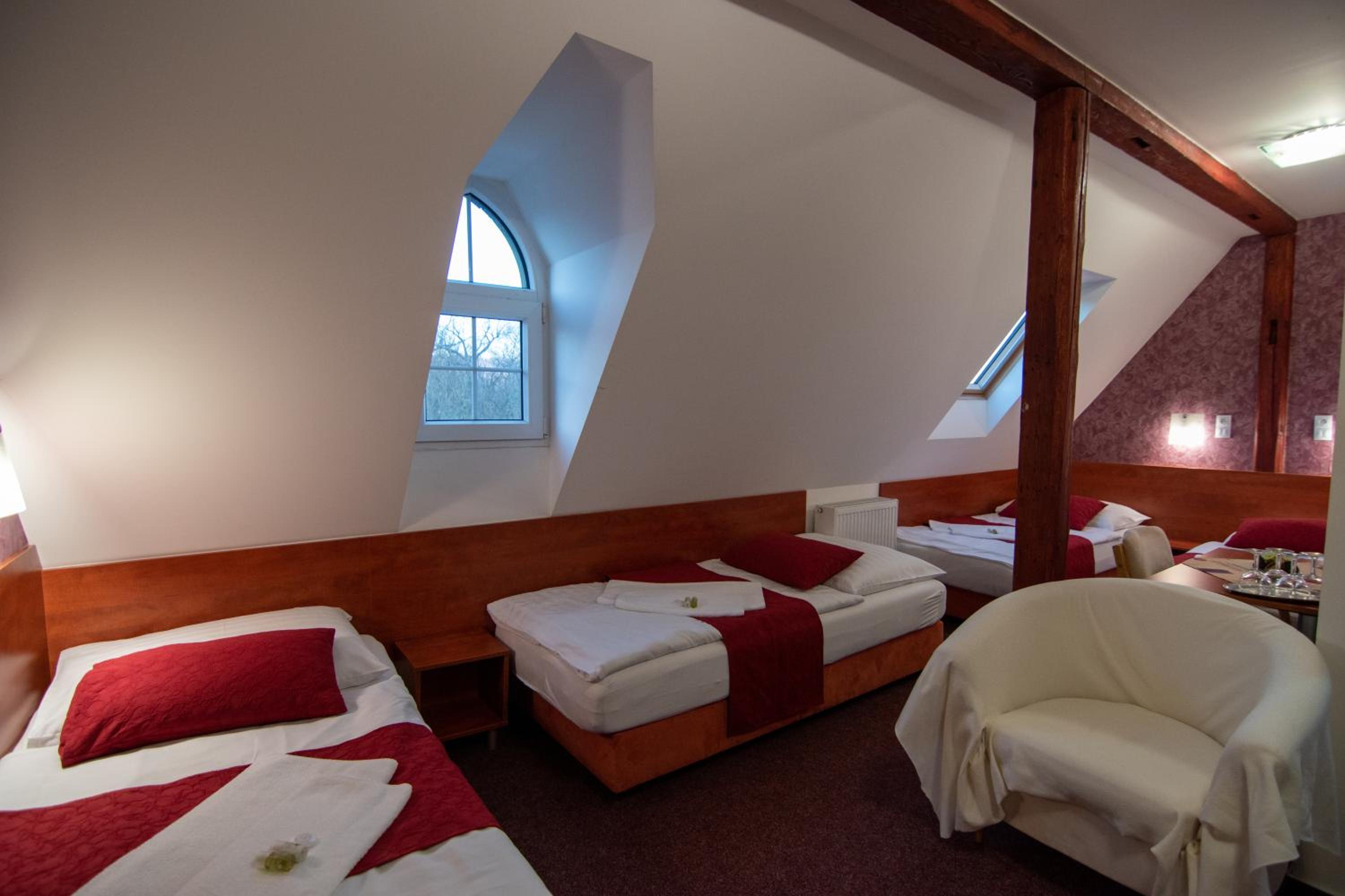 Standard Quadruple Room photo 3