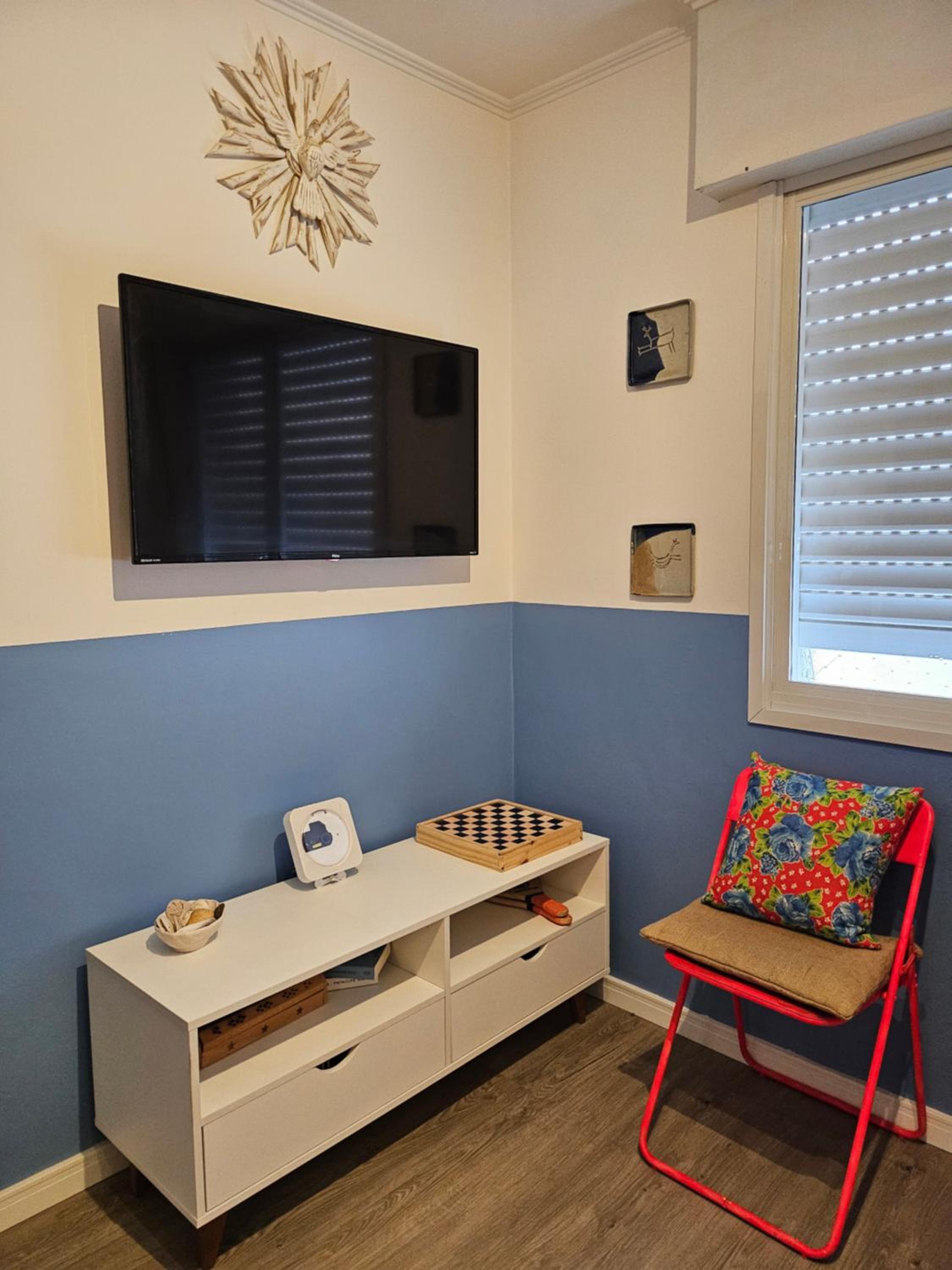 Two-Bedroom Apartment photo 2