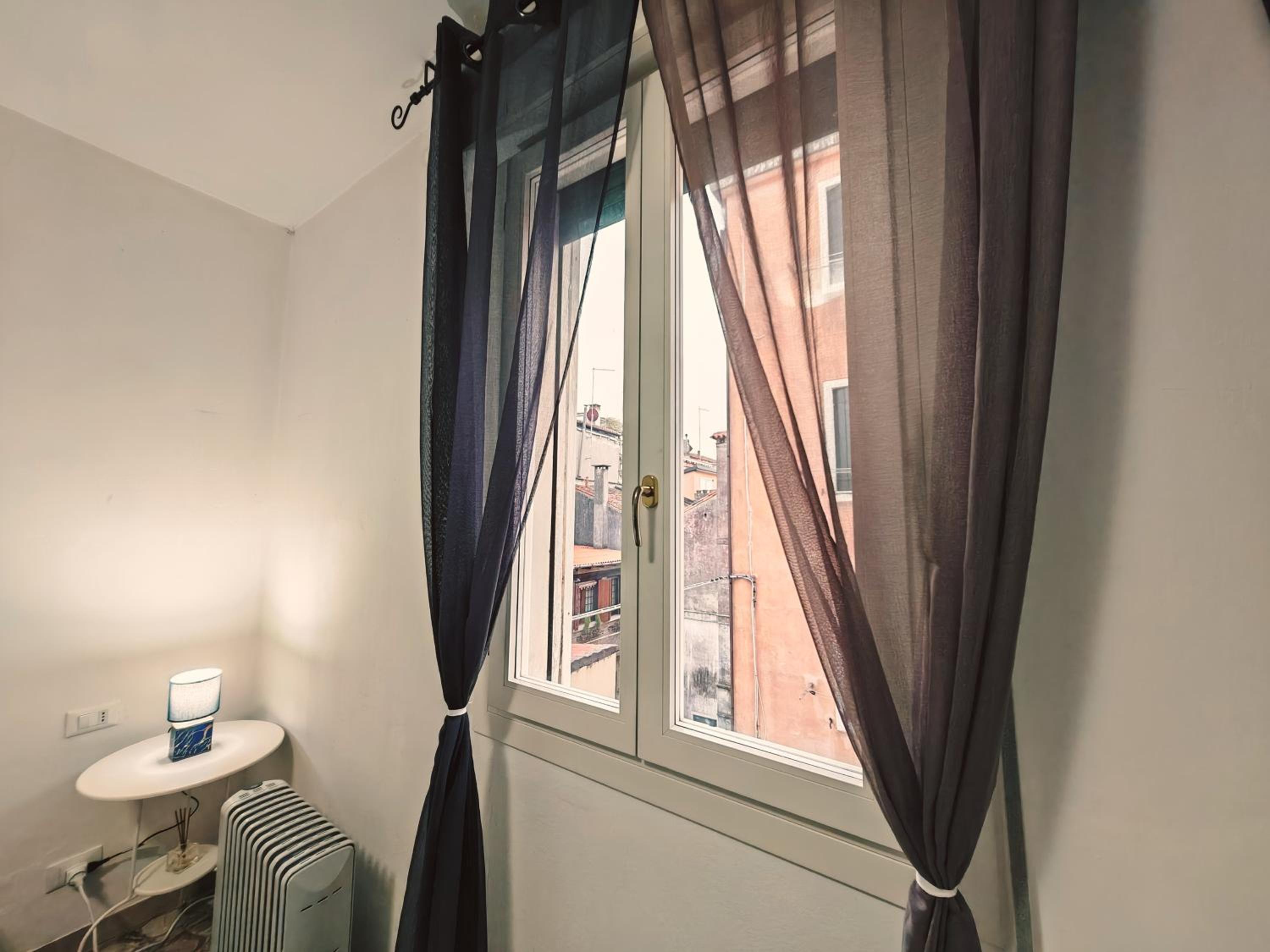 Triple Room with Private Bathroom photo 2