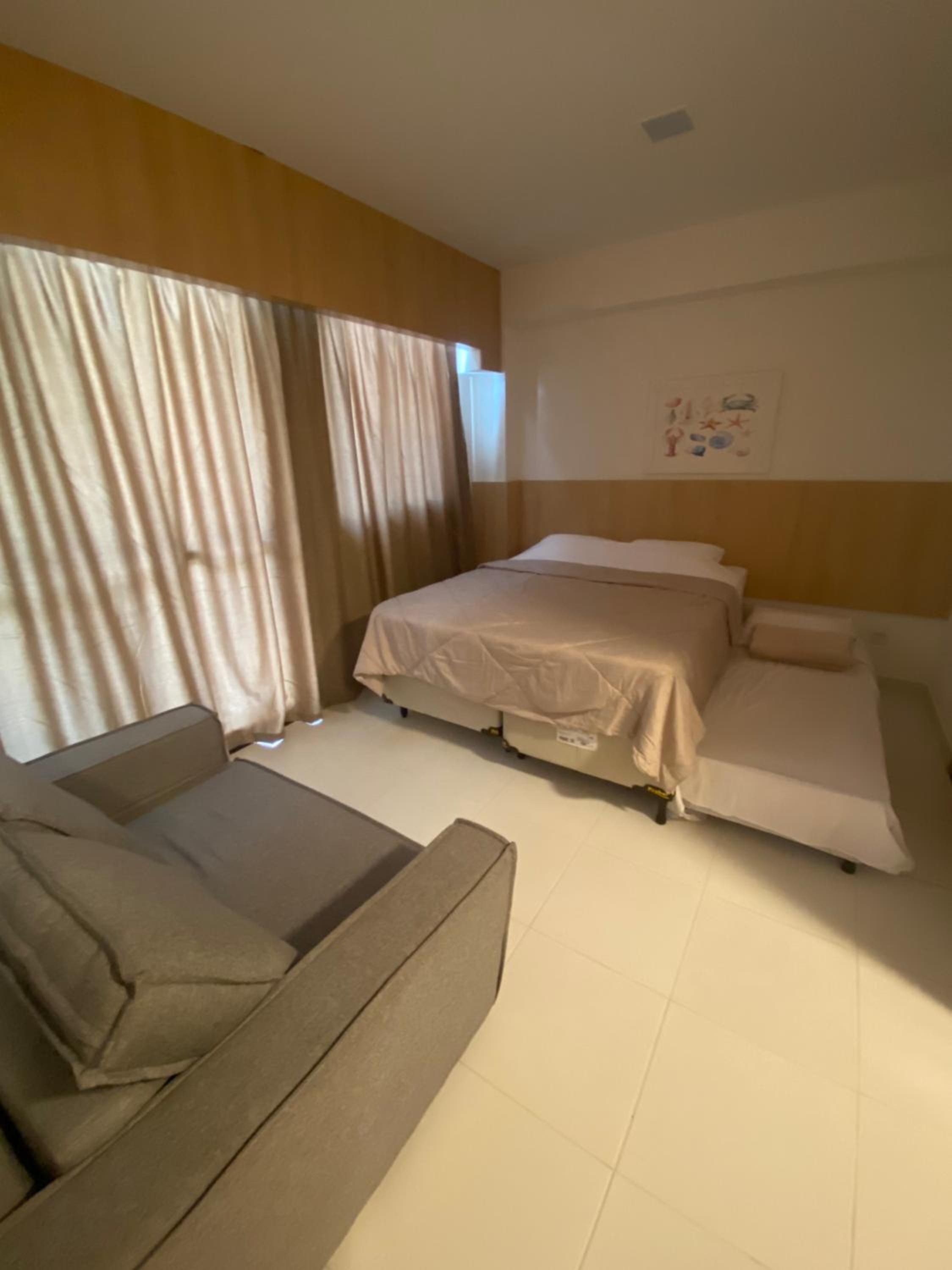 Studio Apartment with Queen Bed photo 3