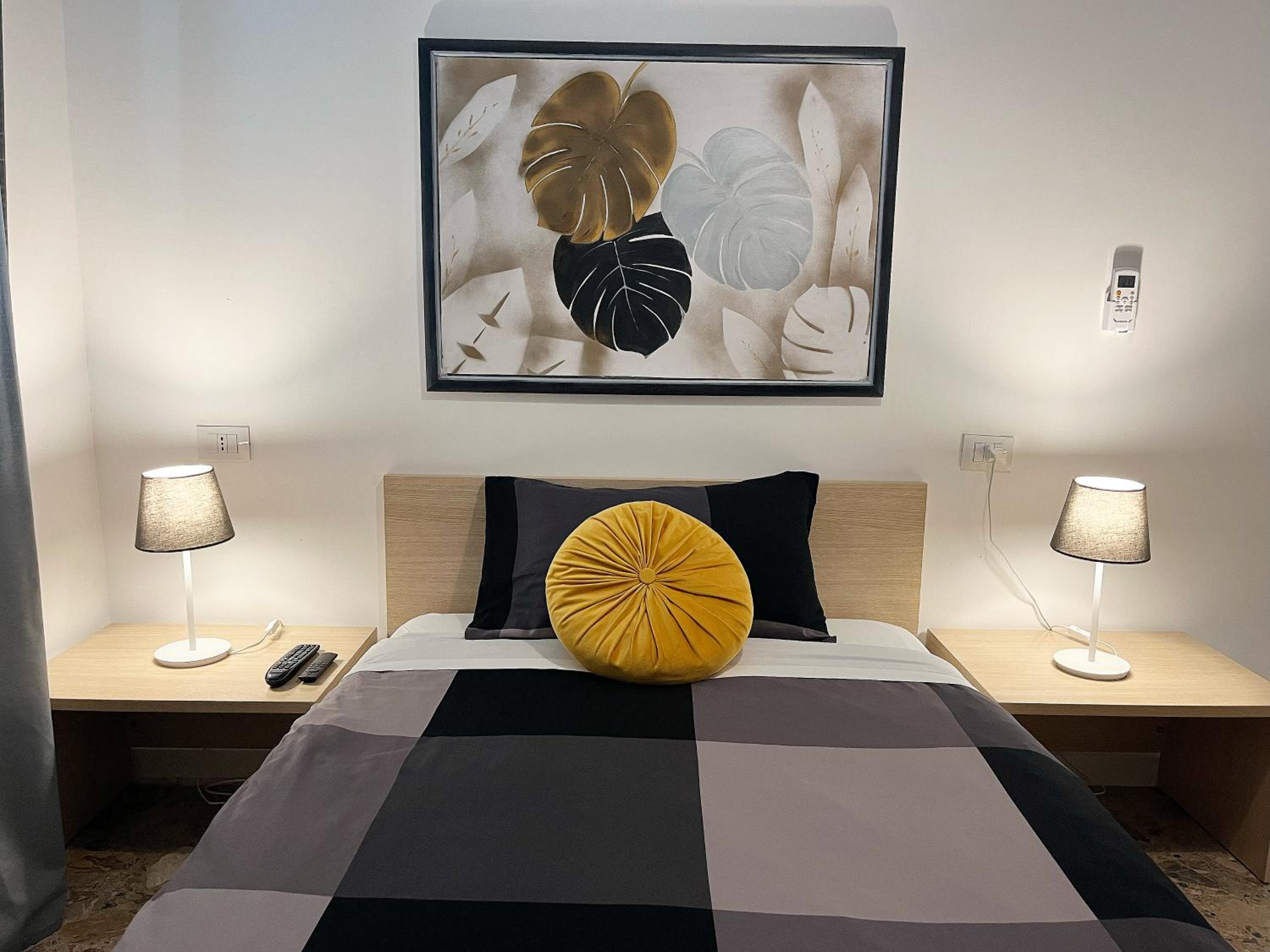 Standard Single Room with Shared Bathroom photo 1